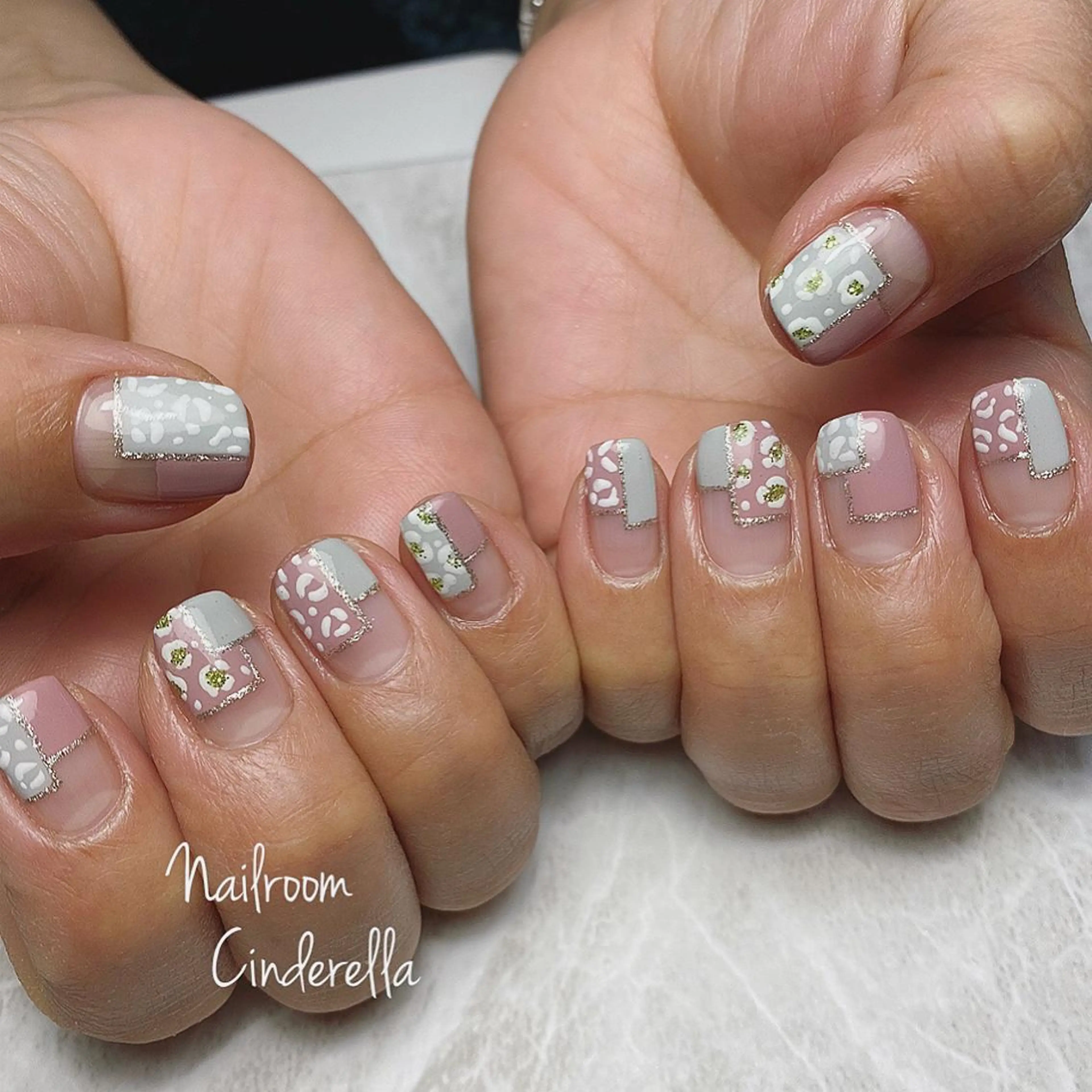 ネイル アニマル柄 Nailroom. Cinderellaのネイルデザイン