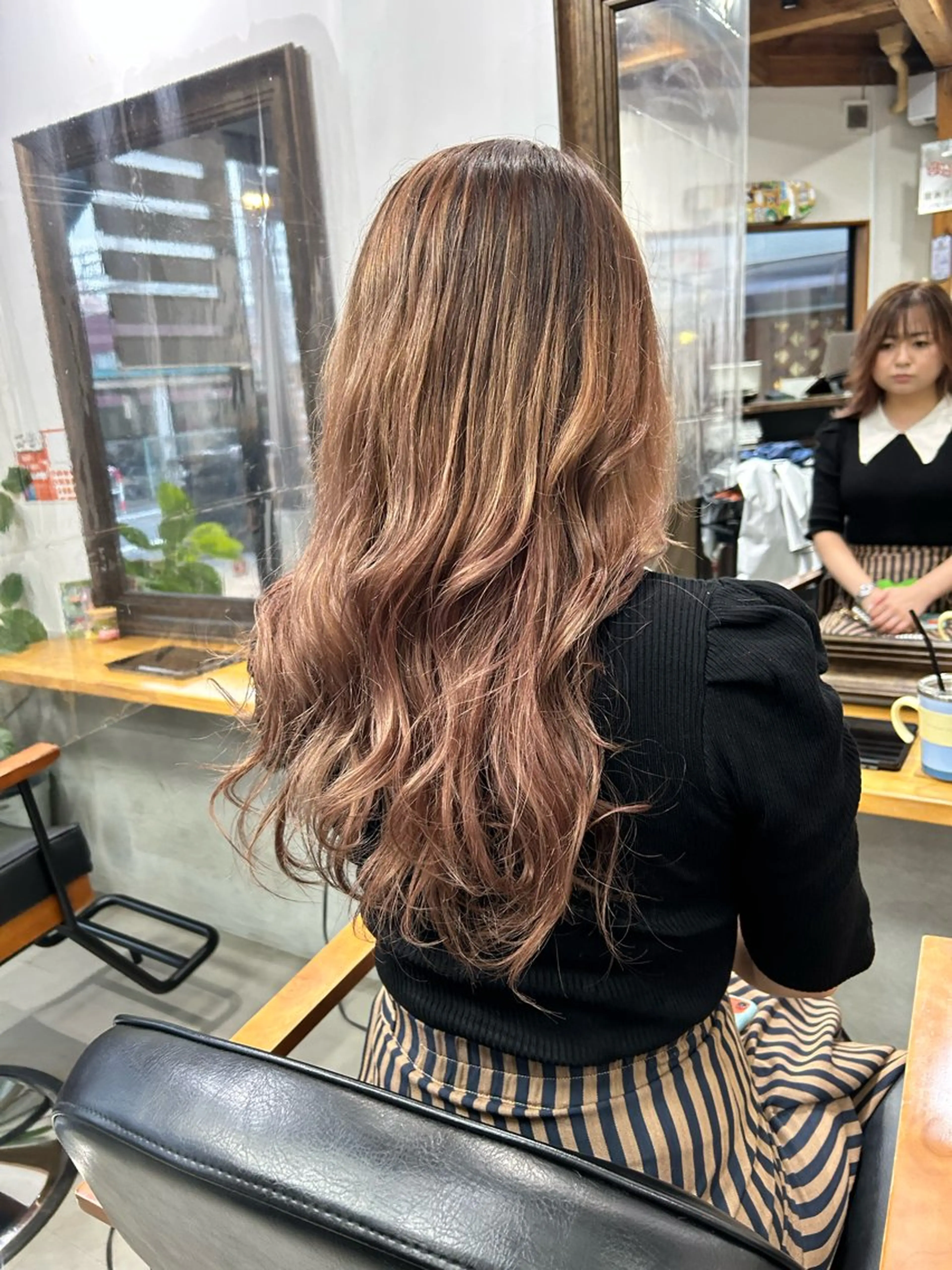 ロング カラー ベージュカラー ピンクカラー ピンクベージュ ハイトーン特化⭐️ 飯田大樹のヘアスタイル