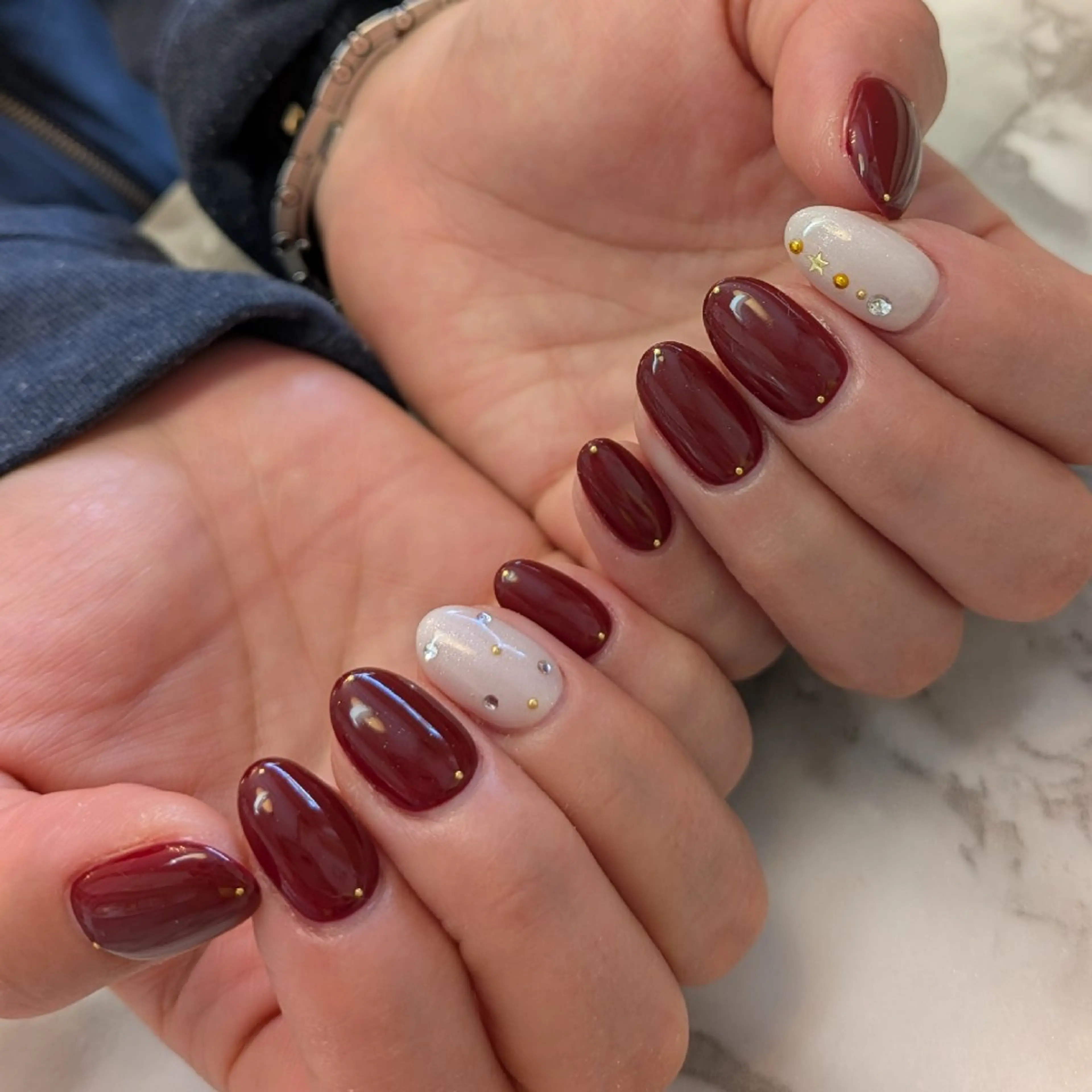 ネイル 冬ネイル クリスマス ジェヌインネイル 河内のネイルデザイン