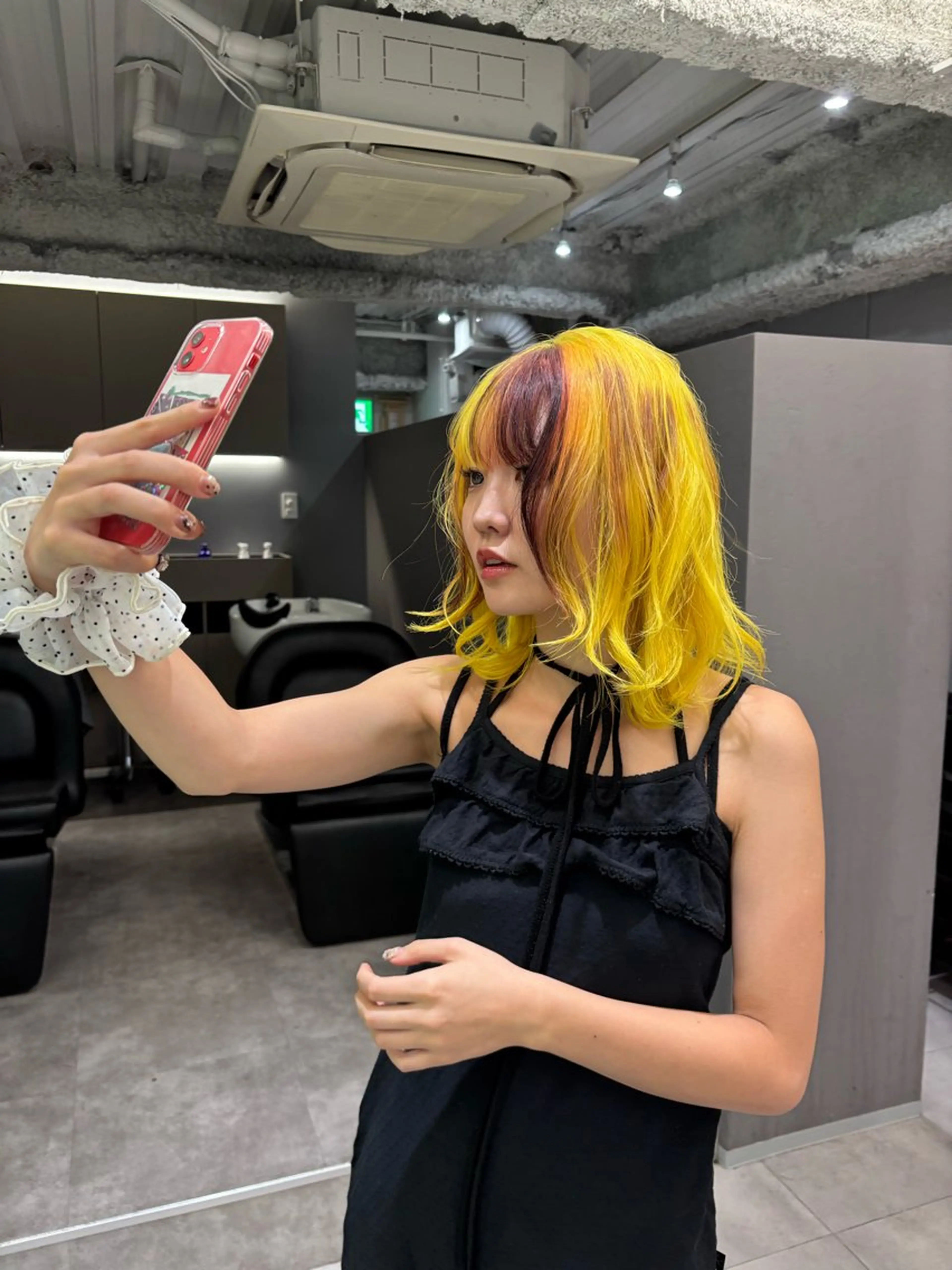 ミディアム カラー ブリーチ デザインカラー ハイトーンカラー ヘアカラー 名古屋／デザイン／ ブリーチ/松井亮磨のヘアスタイル