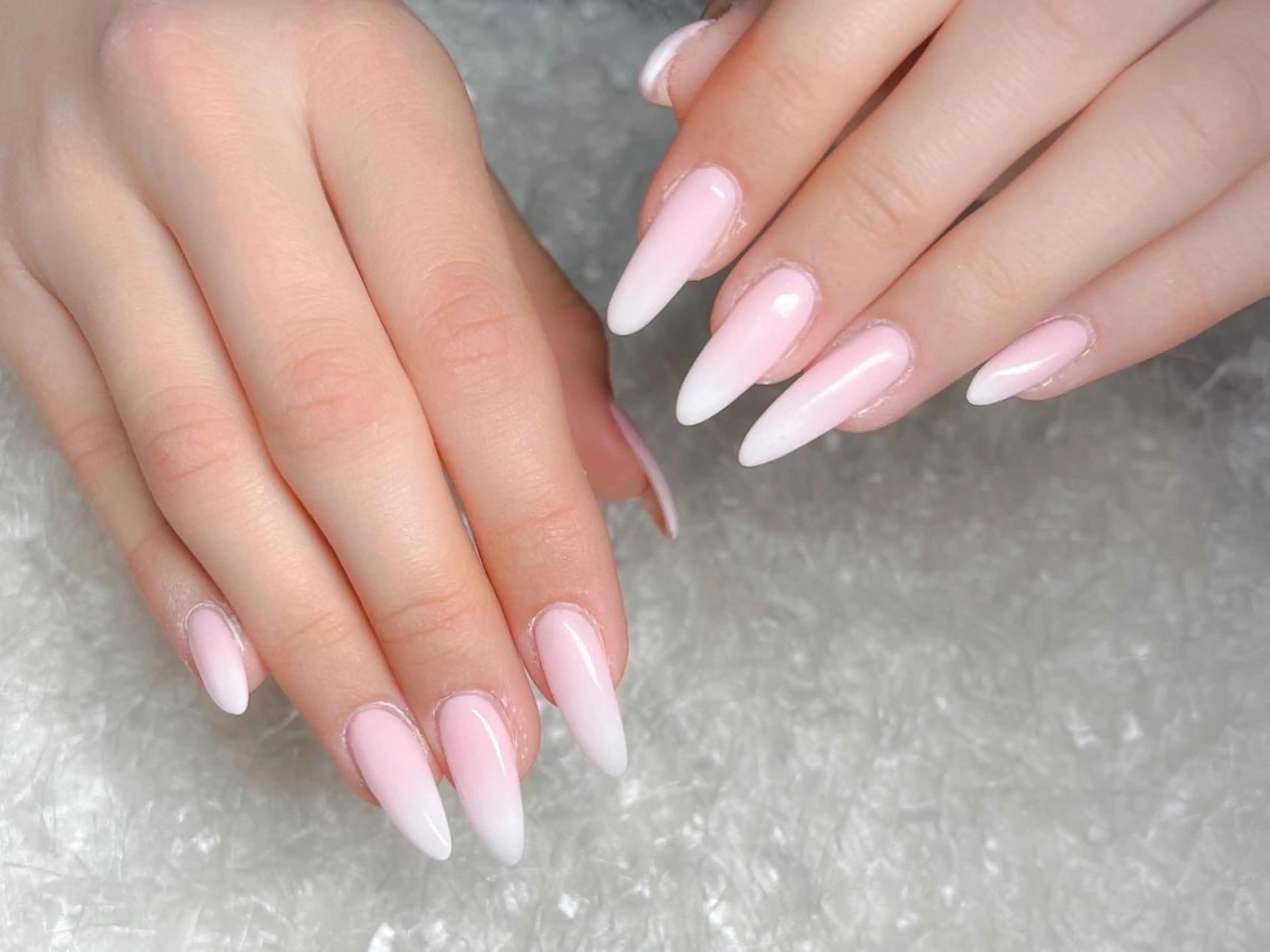 ネイル 長さ出し フレンチネイル ジェルネイル グラデーション 韓国ネイル ハンドネイル Nail&eye Belire 新宿のネイルデザイン