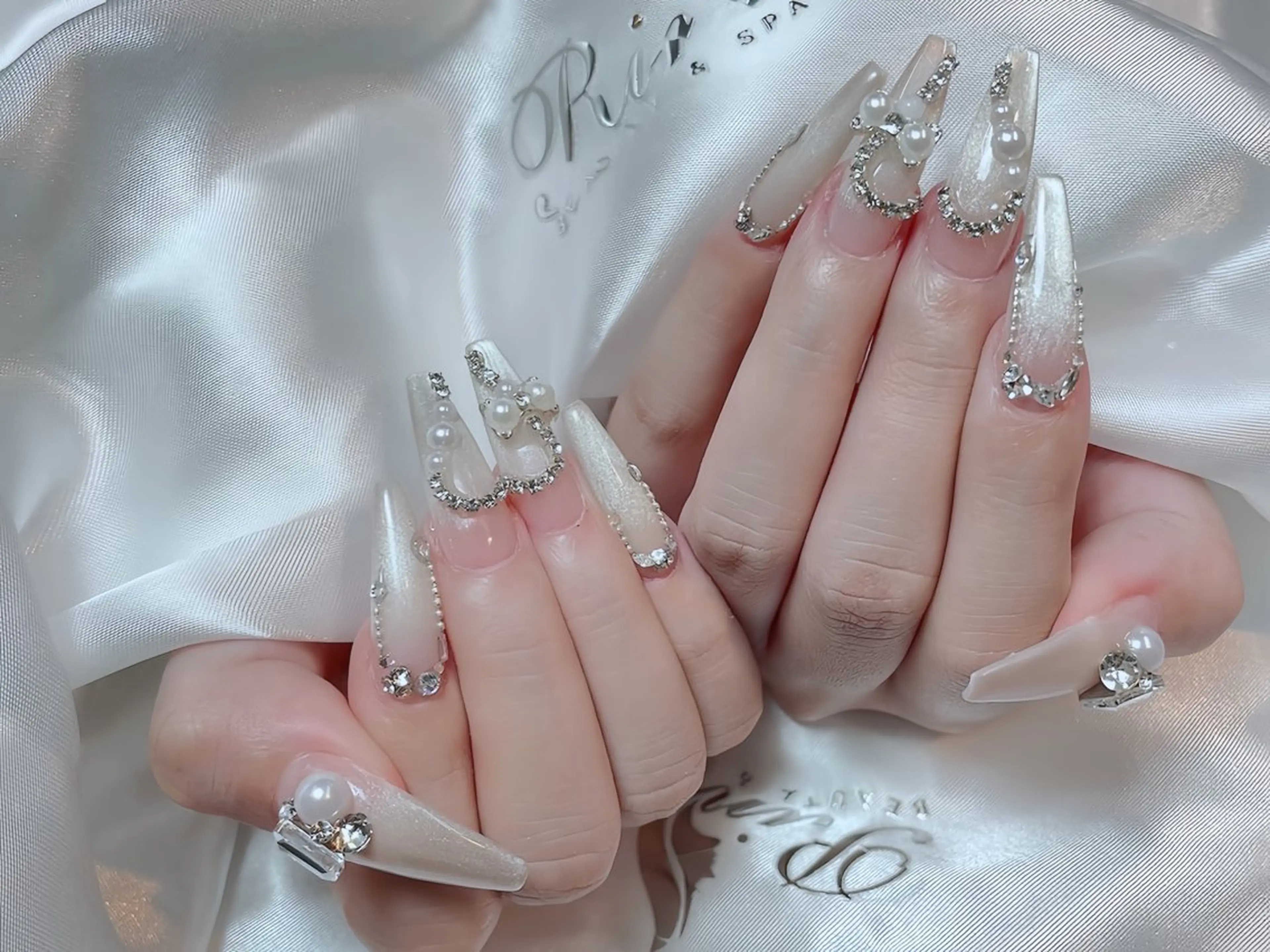 ネイル アートネイル ハロウィン ロングネイル スカルプネイル ネイルチップ ハンドネイル Rin Nail 新大久保店のネイルデザイン