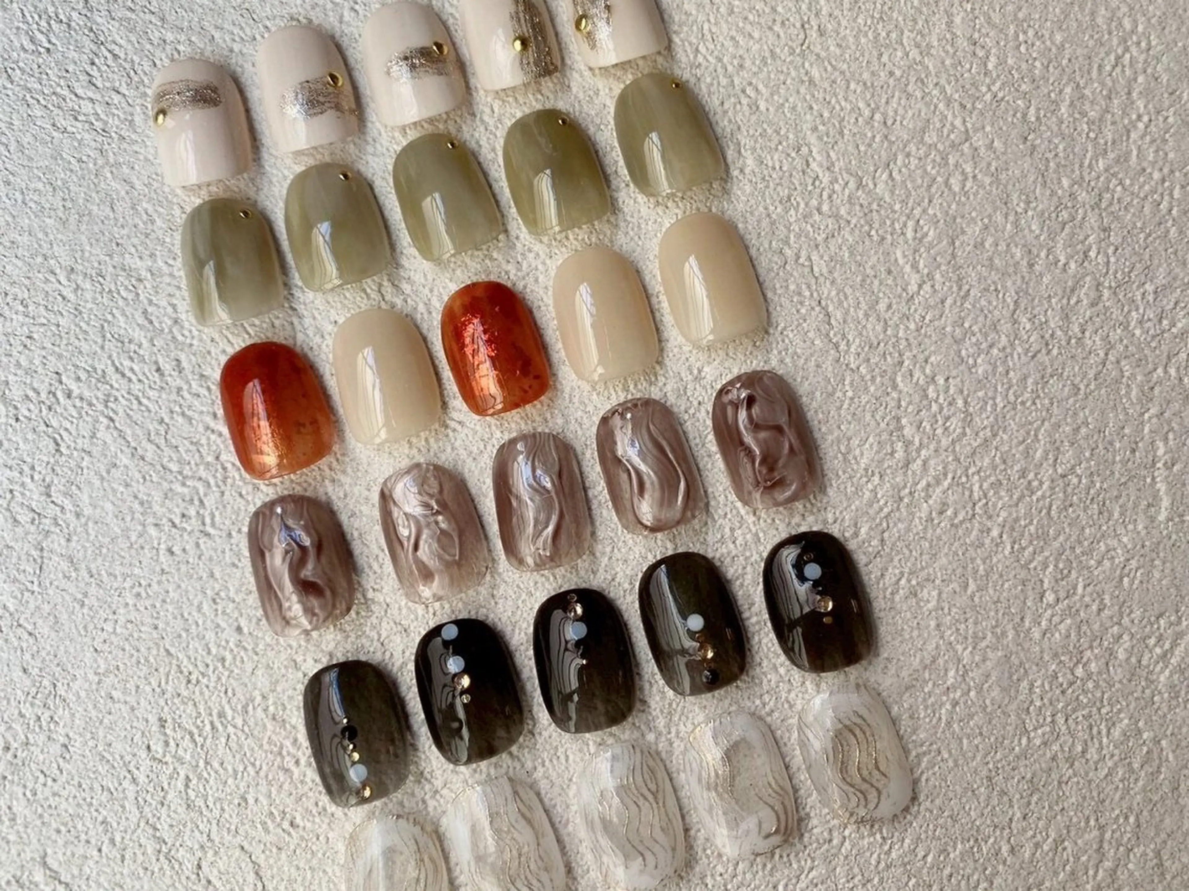 ネイル シンプルネイル ハンドネイル peTiT NAILISTのネイルデザイン