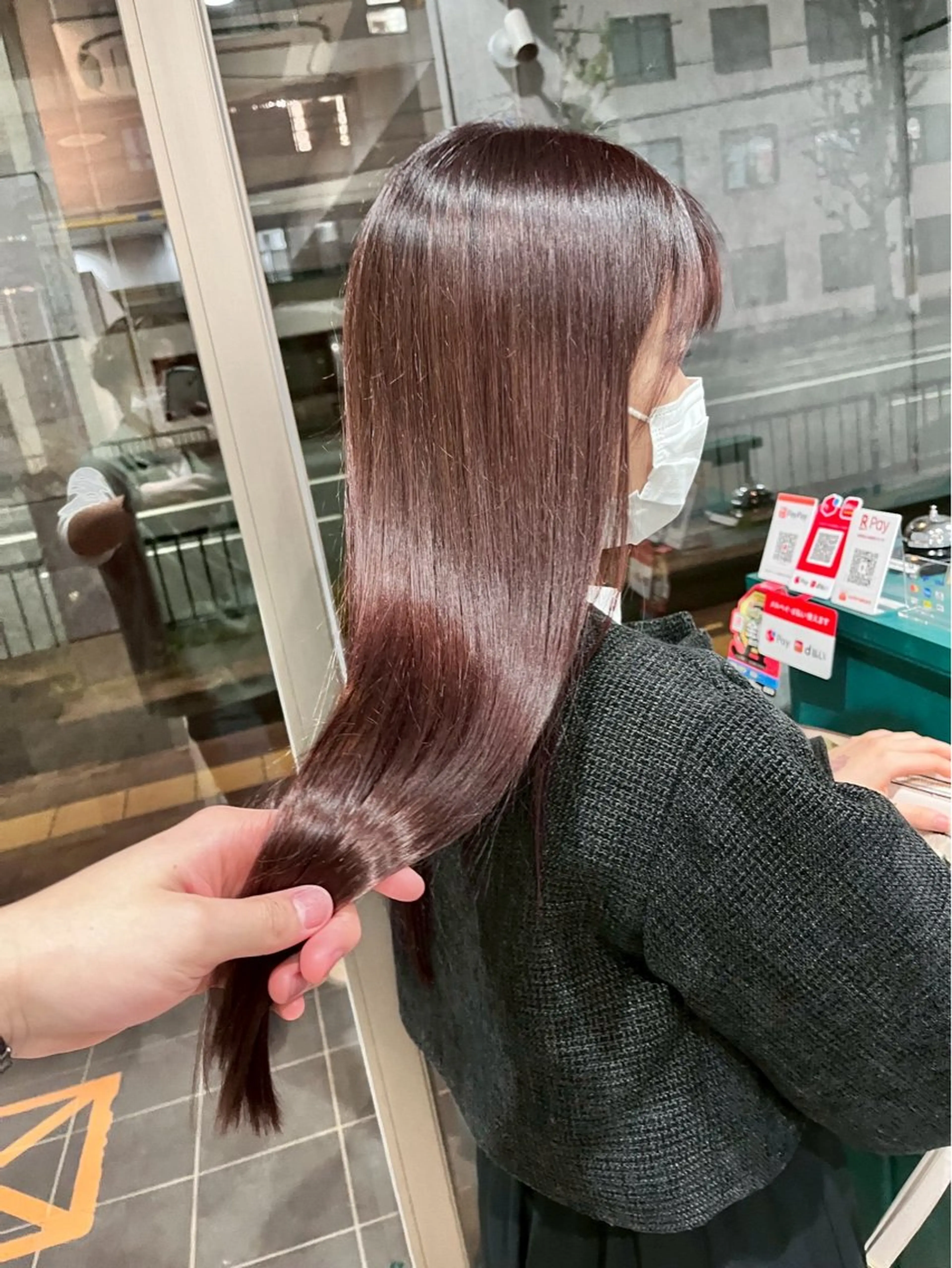 ロング カラー ヘアカラー 畑内 花凛のヘアスタイル