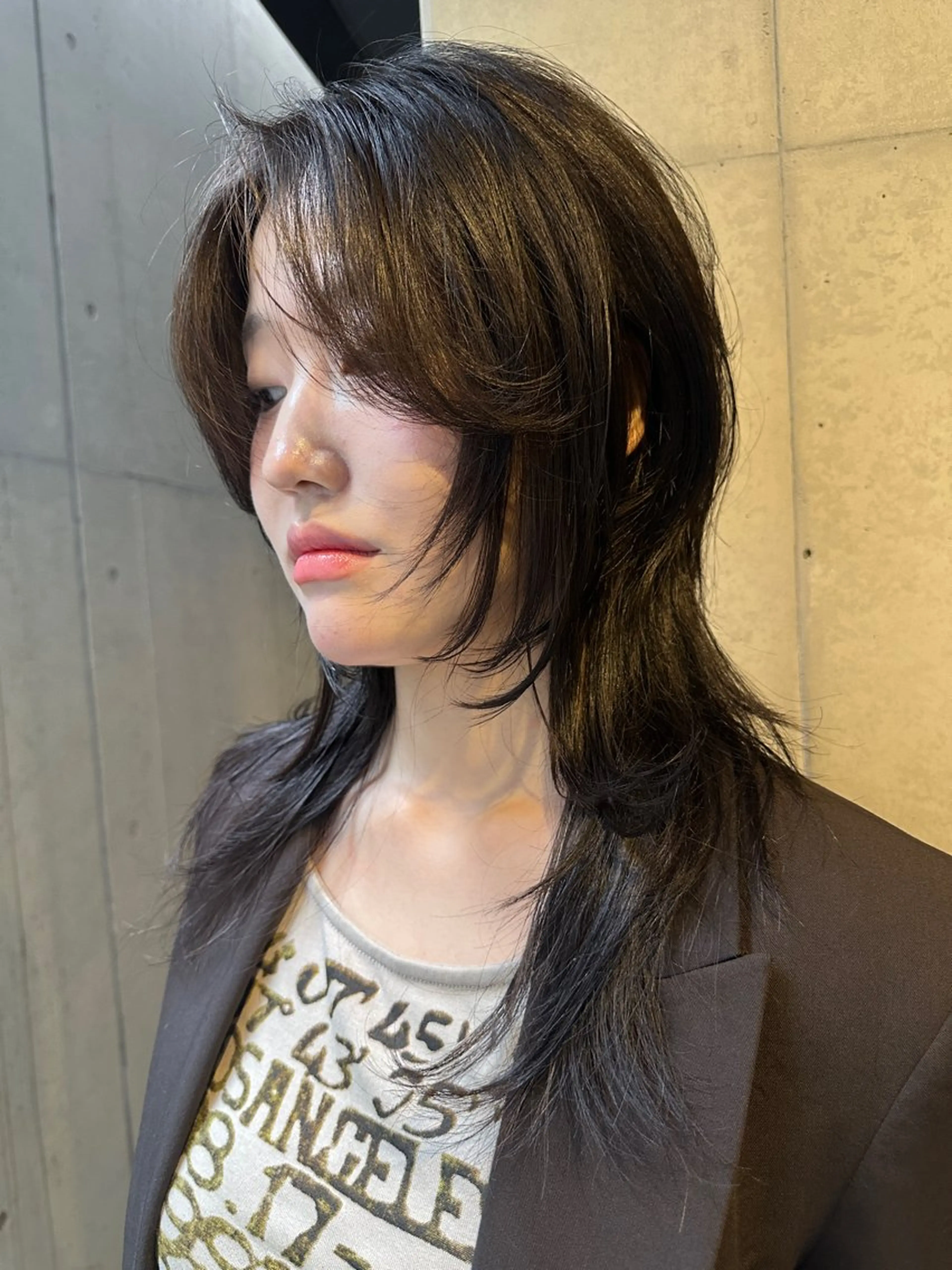 セミロング カラー 顔まわりレイヤー ハッシュカット 韓国風ヘア レイヤーカット カット ヘアカラー 似合わせウルフ/ レイヤー/山本祐輔のヘアスタイル