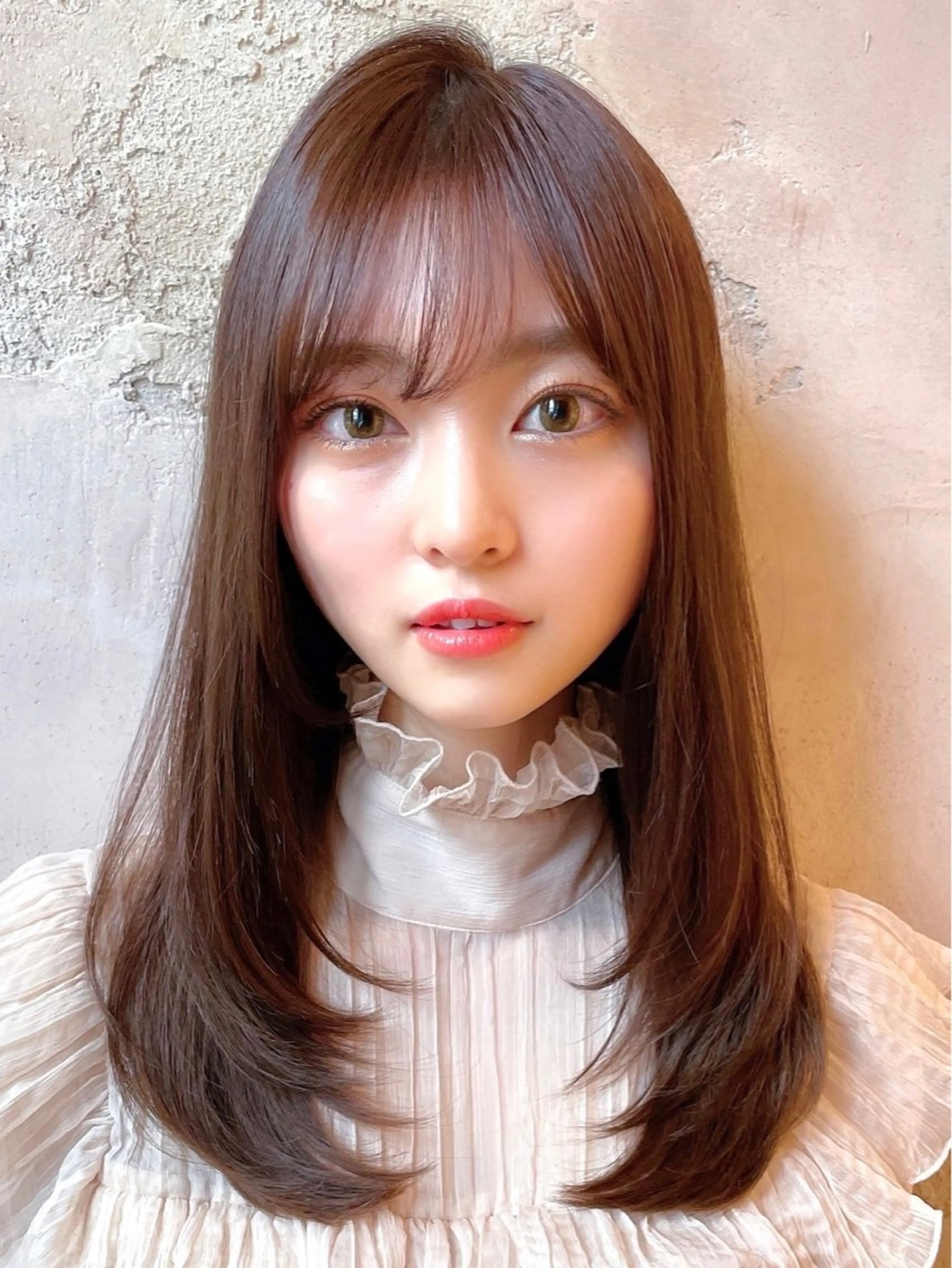 ミディアム カット ヘアカラー トリートメント レイヤー❣️縮毛矯 川村利幸のヘアスタイル