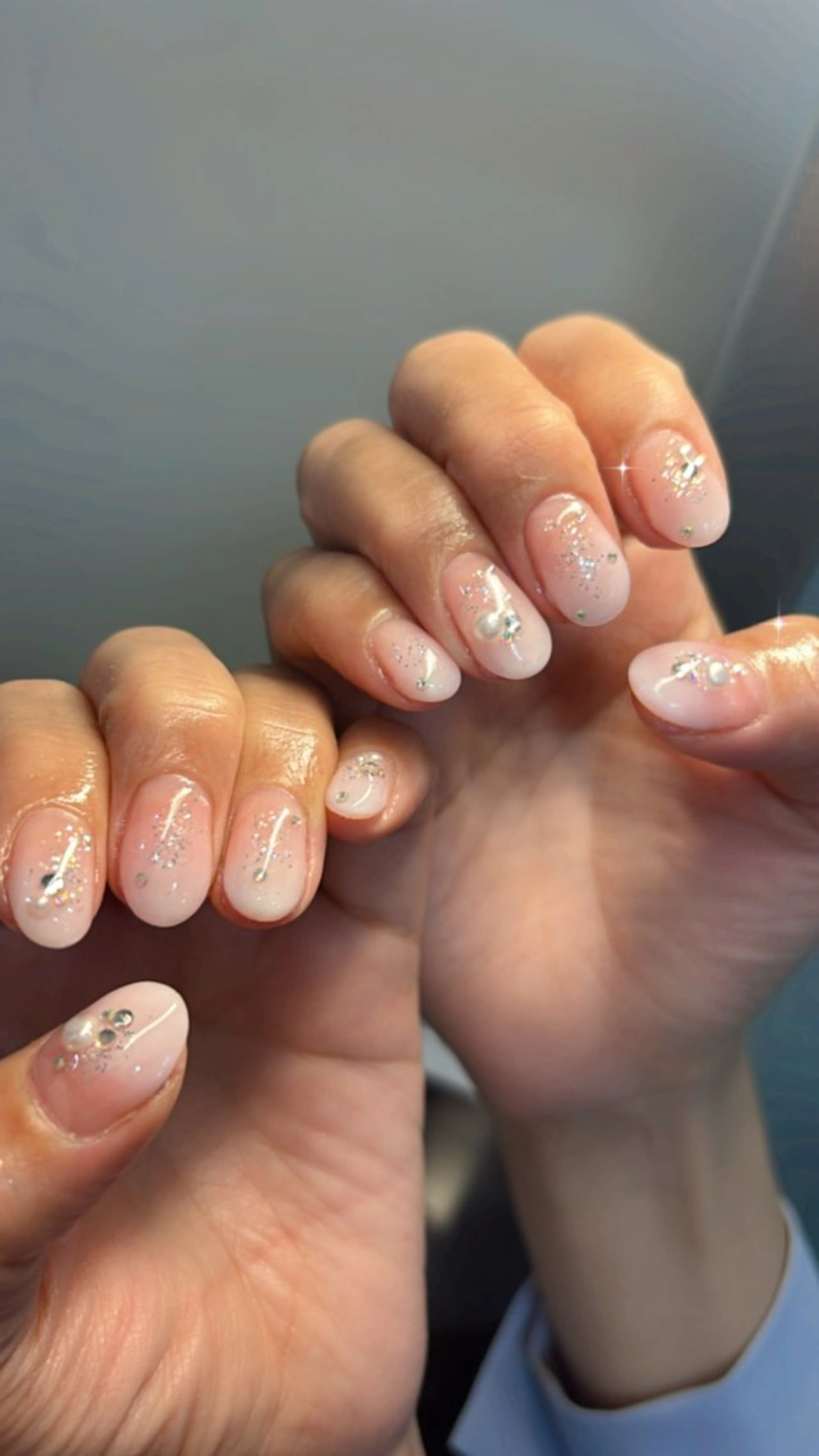 ネイル ラメ(グリッター) ストーンネイル 冬ネイル ハンドネイル 鶴橋wooone nail.rieのネイルデザイン
