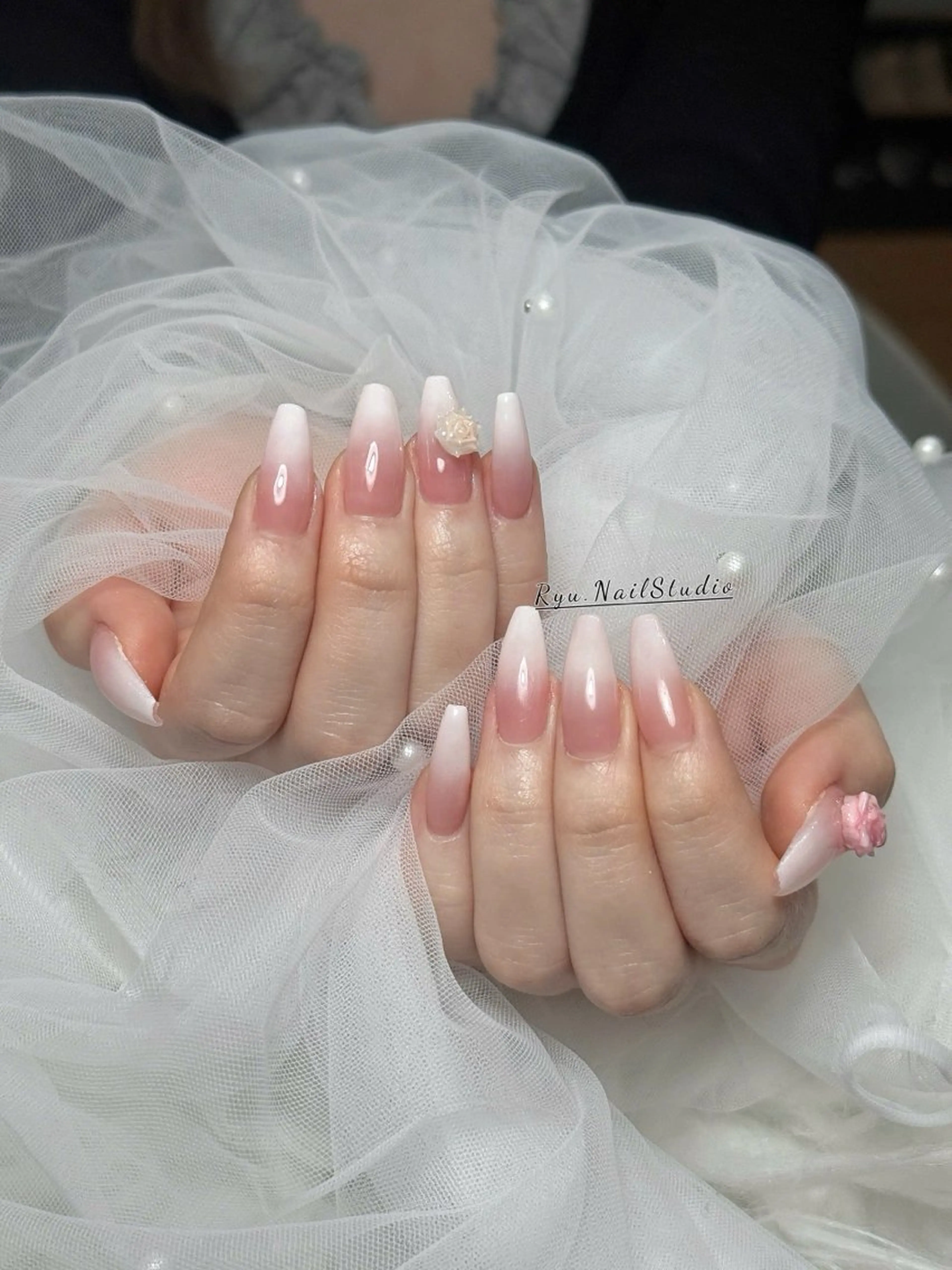 ネイル アートネイル ジェルネイル マグネットネイル ニュアンスネイル シンプルネイル ハンドネイル Ryunail所属・Ryu Nail NekoChanのネイルデザイン