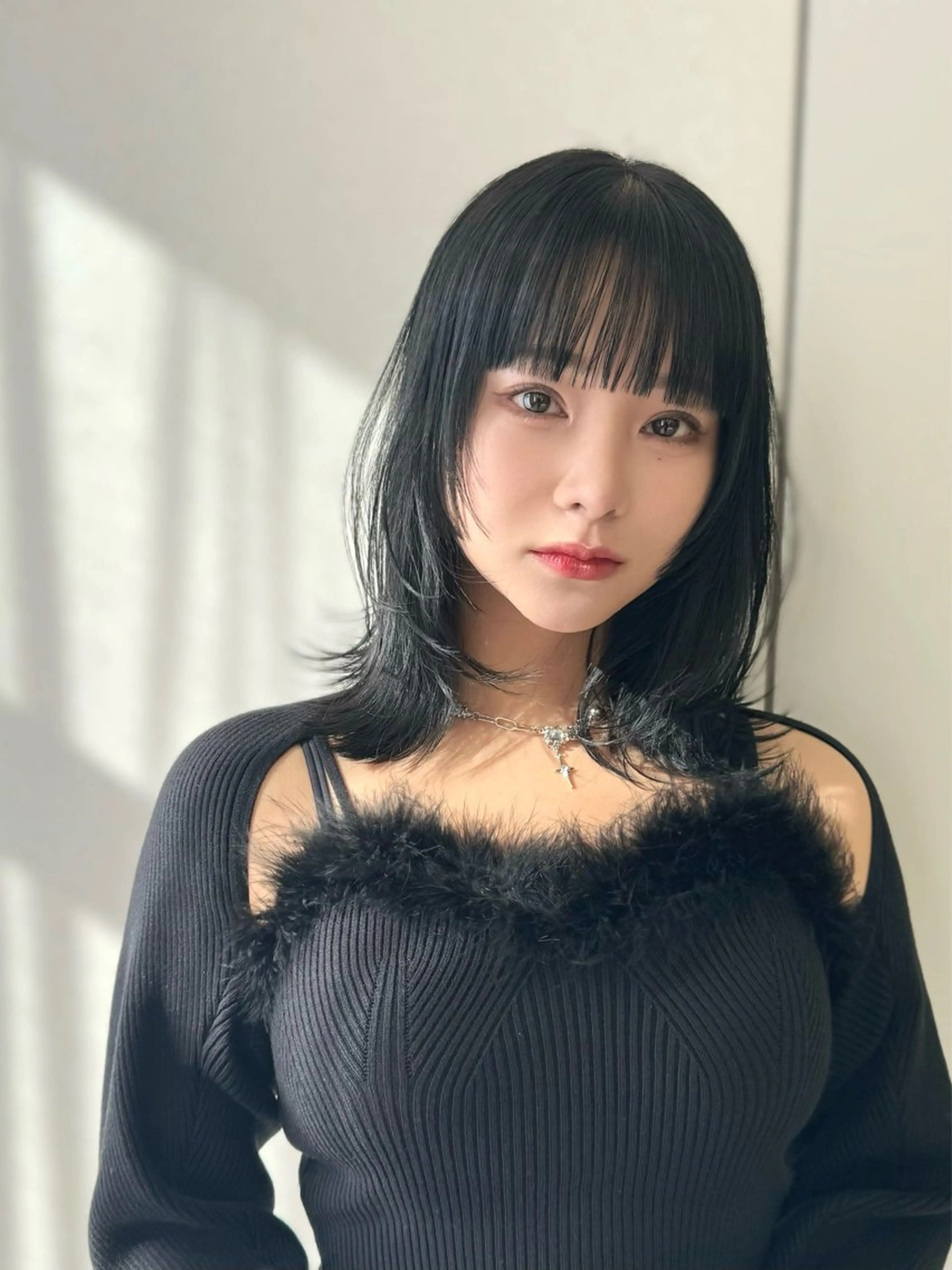 ミディアム カット ヘアカラー トリートメント COA GINZA 空也/前髪/顔まわりのヘアスタイル