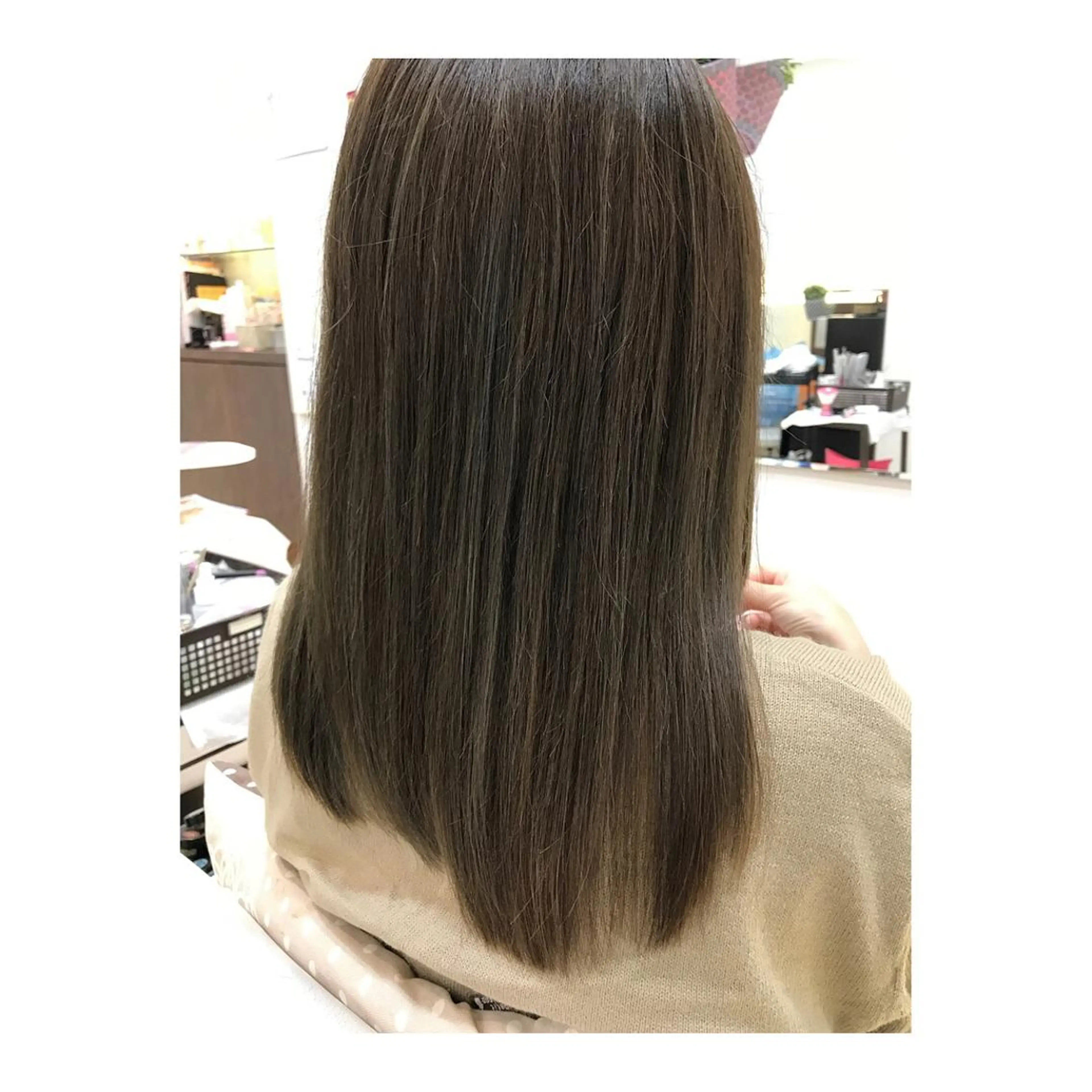 セミロング カラー アッシュ ブルーカラー ブルーアッシュ 町田で叶う本物の 髪質改善 鍋谷勇のヘアスタイル