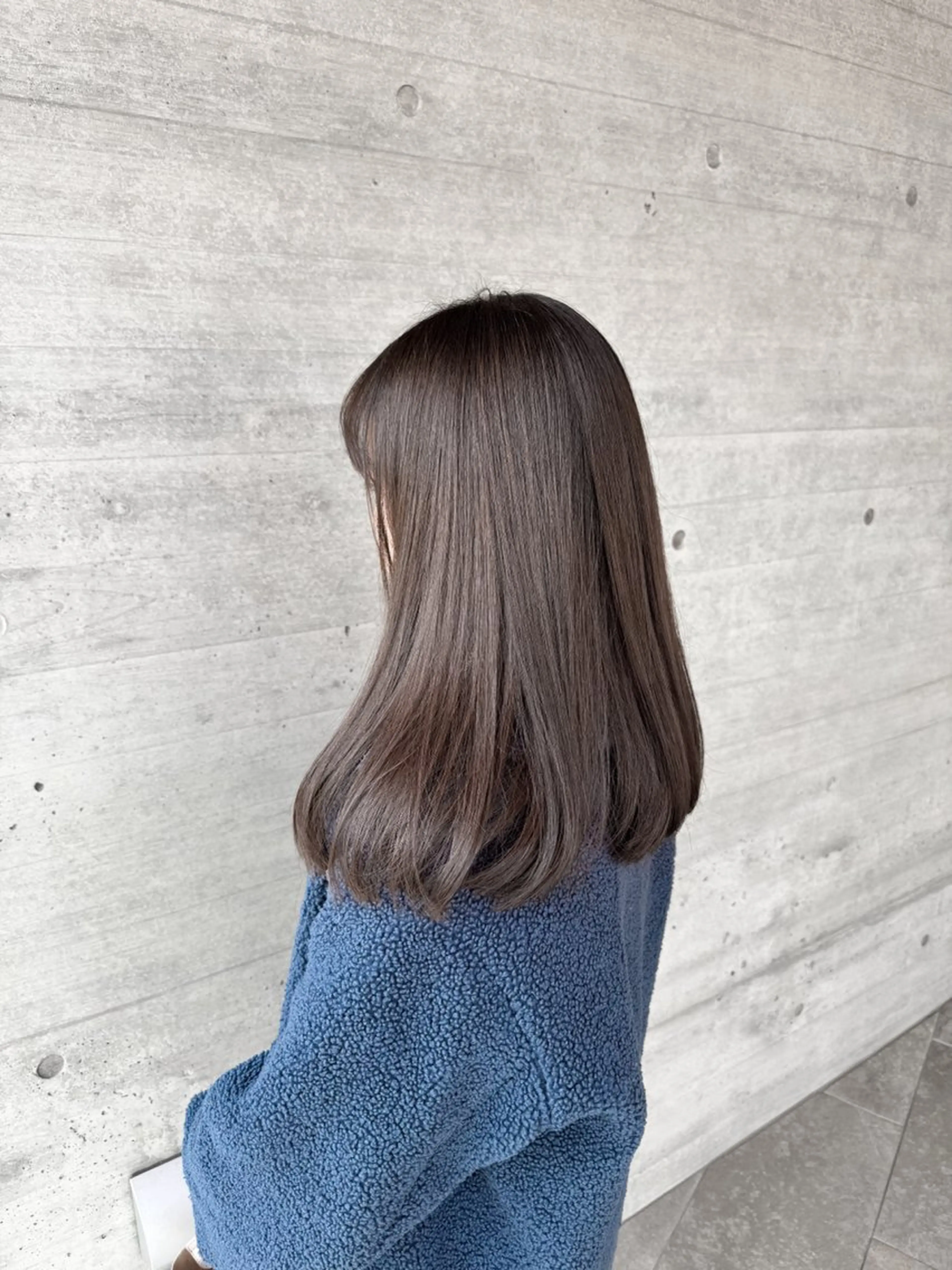 セミロング カット ヘアカラー Kingdom鎌倉所属・透明感カラー/艶髪 /鎌倉/ヤタベケンタのヘアスタイル