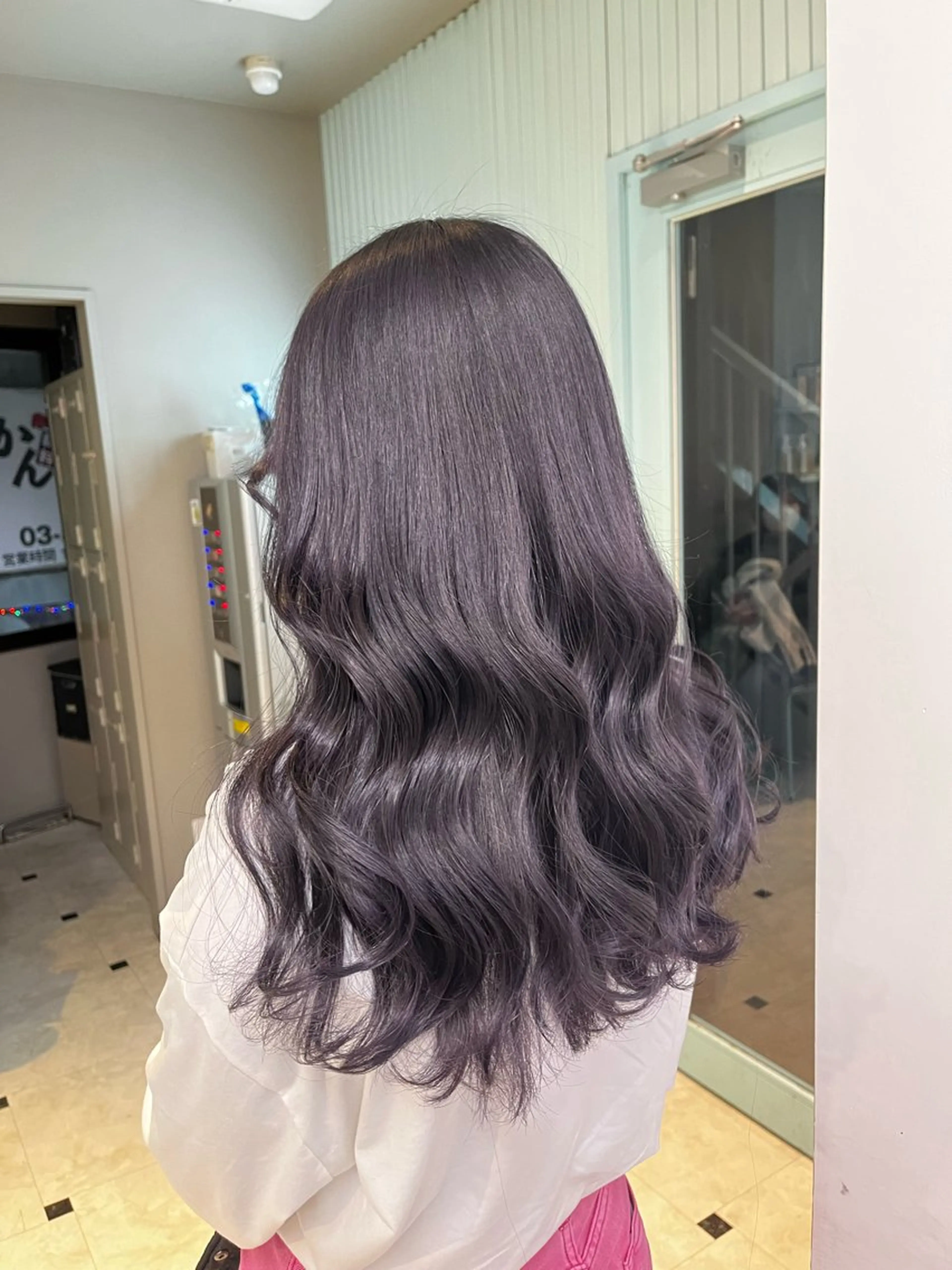 セミロング カラー ヘアカラー トリートメント ブリーチカラー 🩵MIZUKIのヘアスタイル