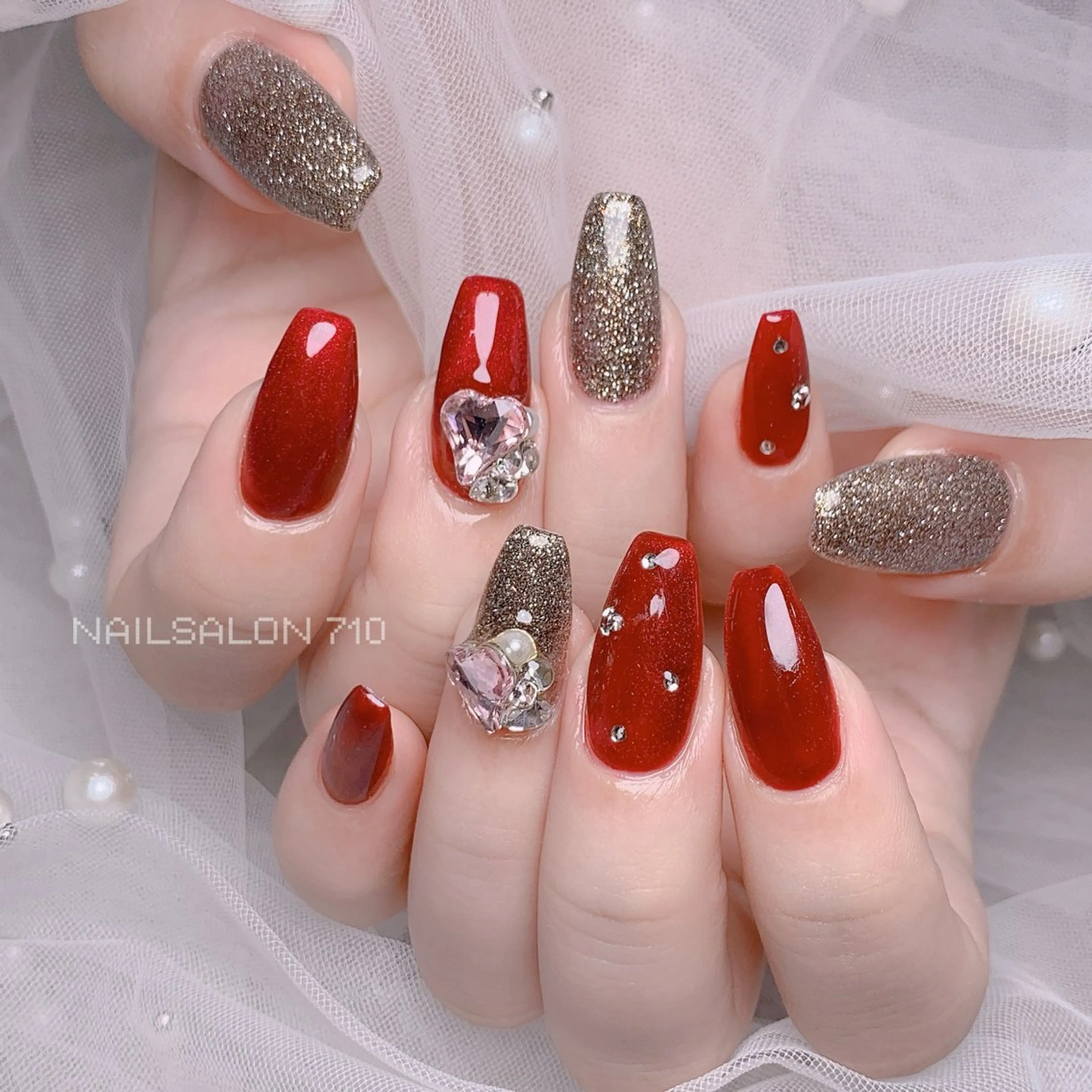 ネイル ハンドネイル フットネイル ナナイチゼロ I.Naoのネイルデザイン