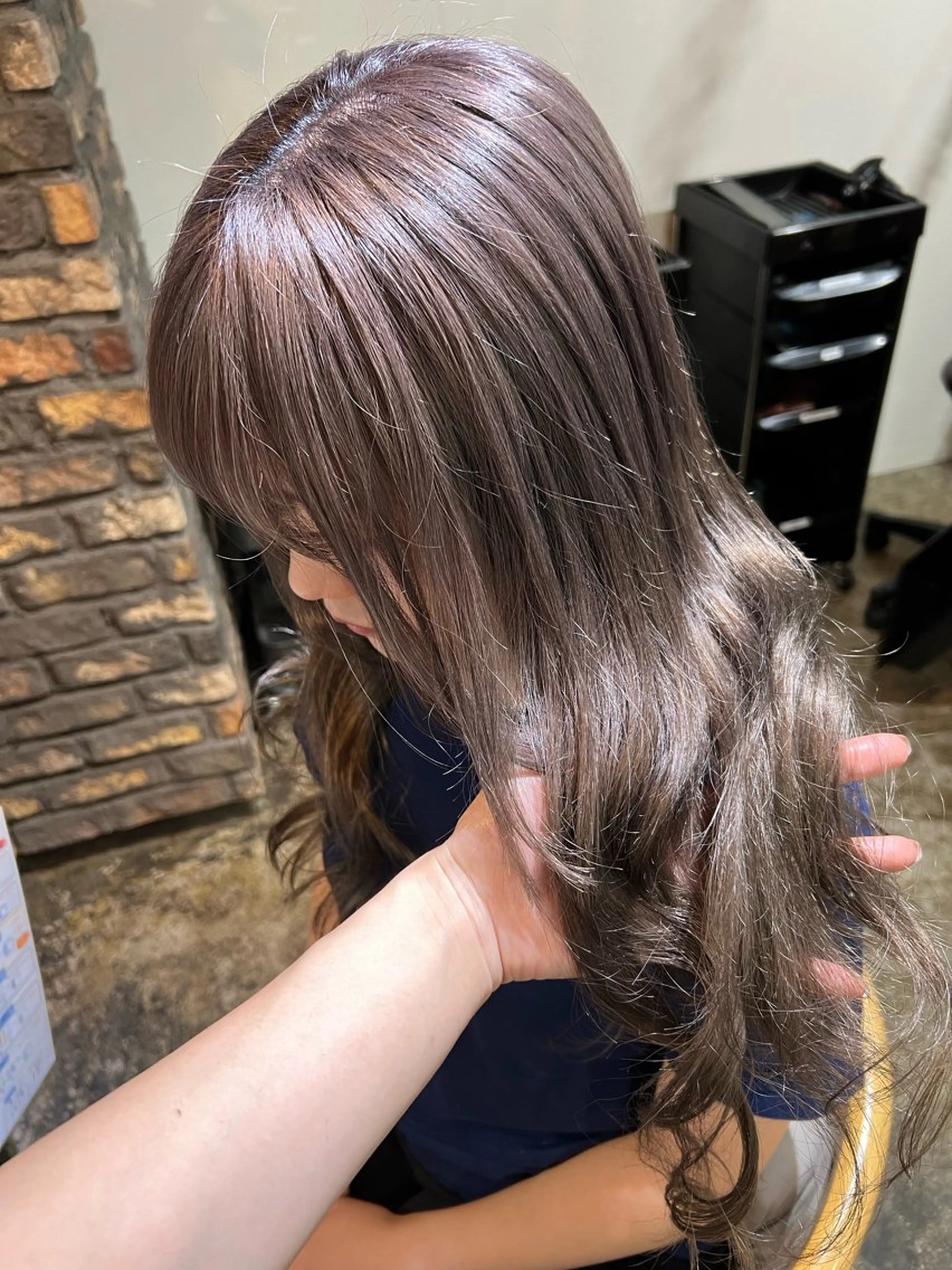 ロング カラー カット パーマ ツキノキ ミナのヘアスタイル