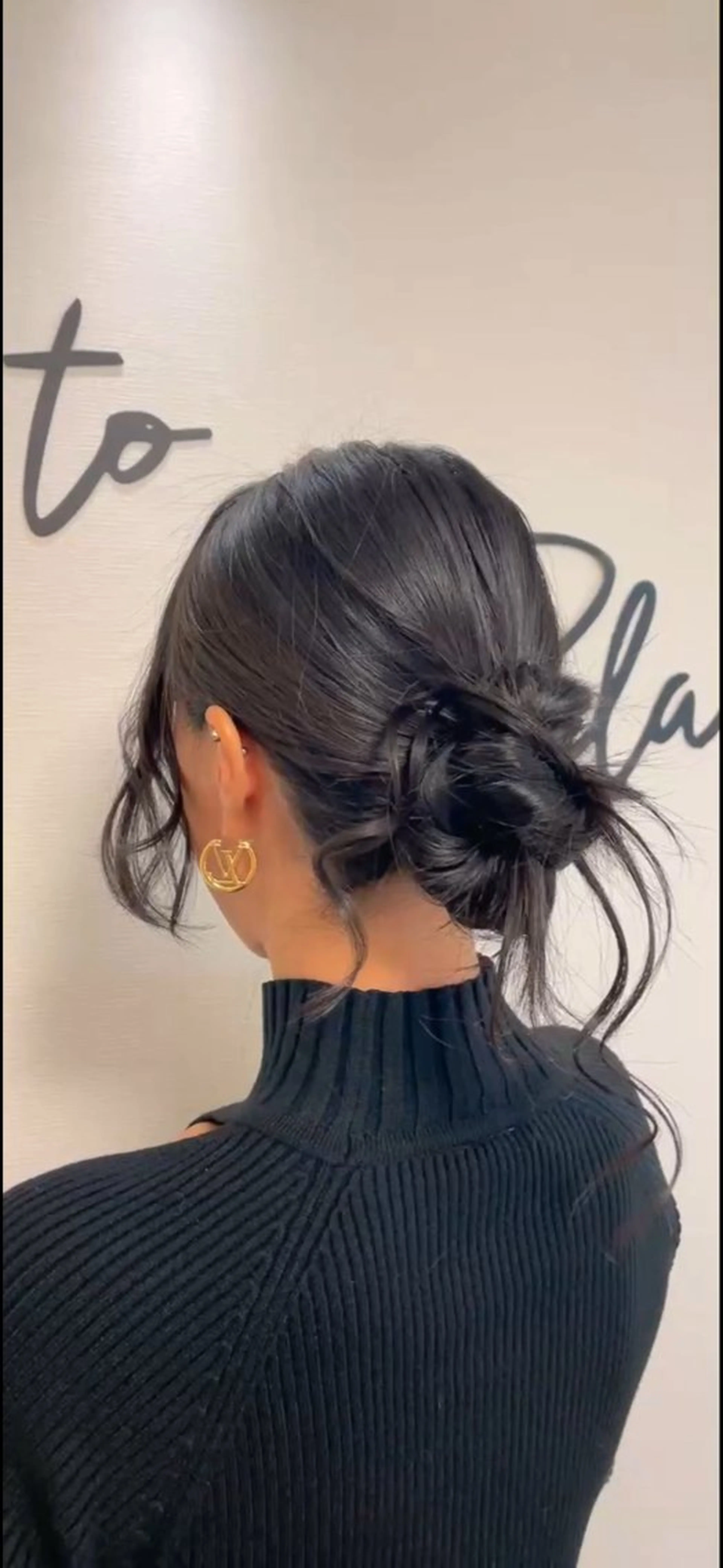 ロング 塚田 恵のヘアスタイル