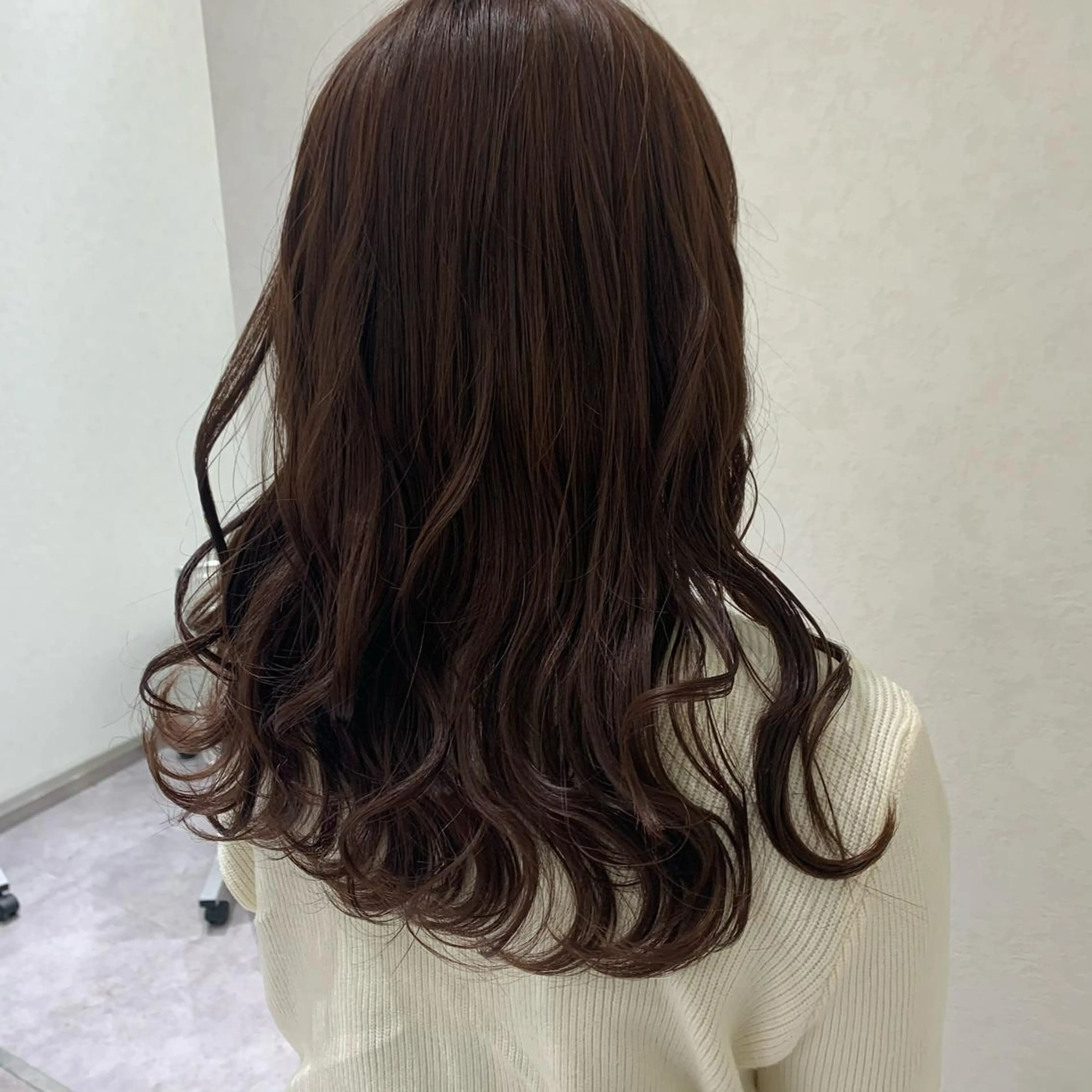 カラー 宮下 志織のヘアスタイル