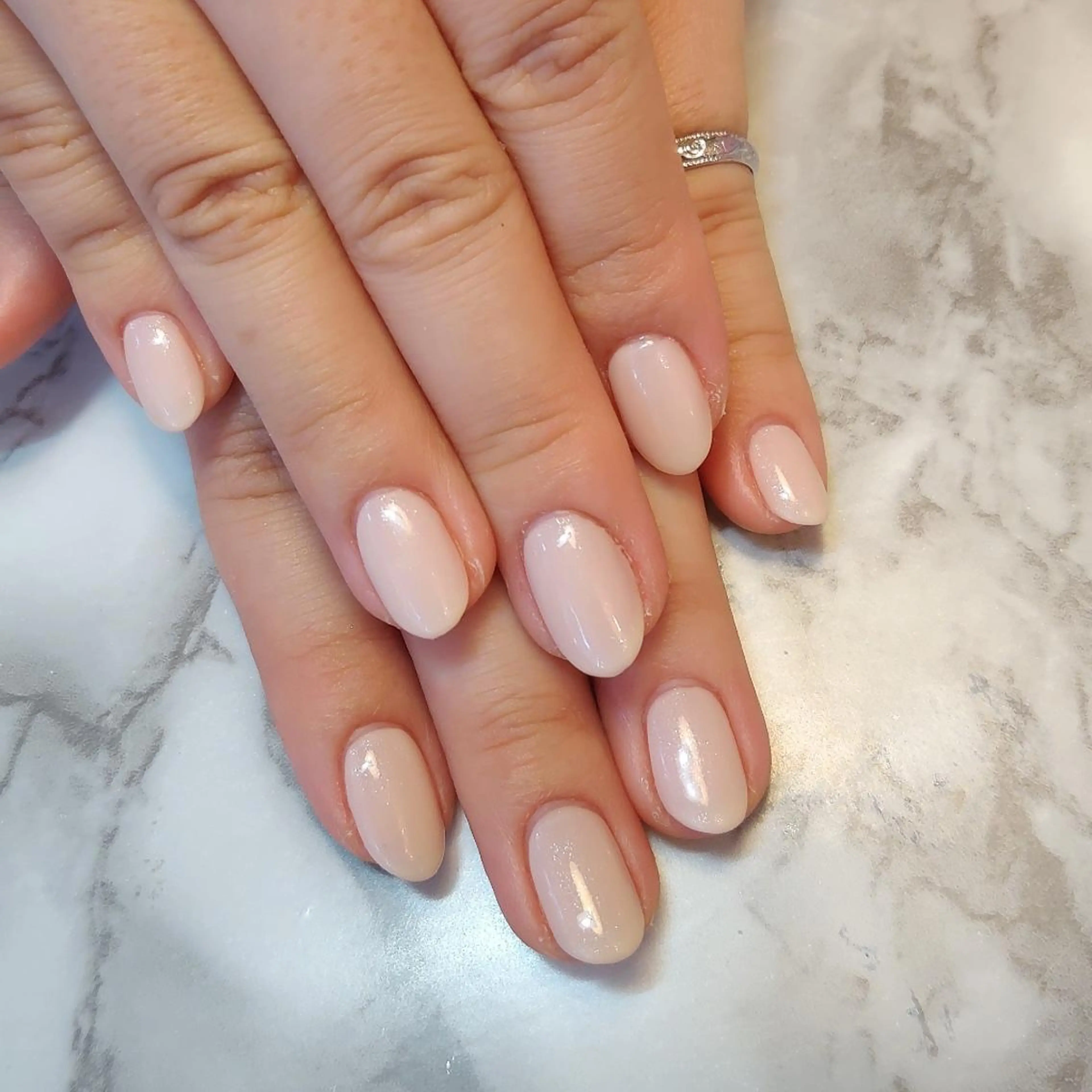 ネイル ワンカラーネイル ジェヌインネイル 河内のネイルデザイン