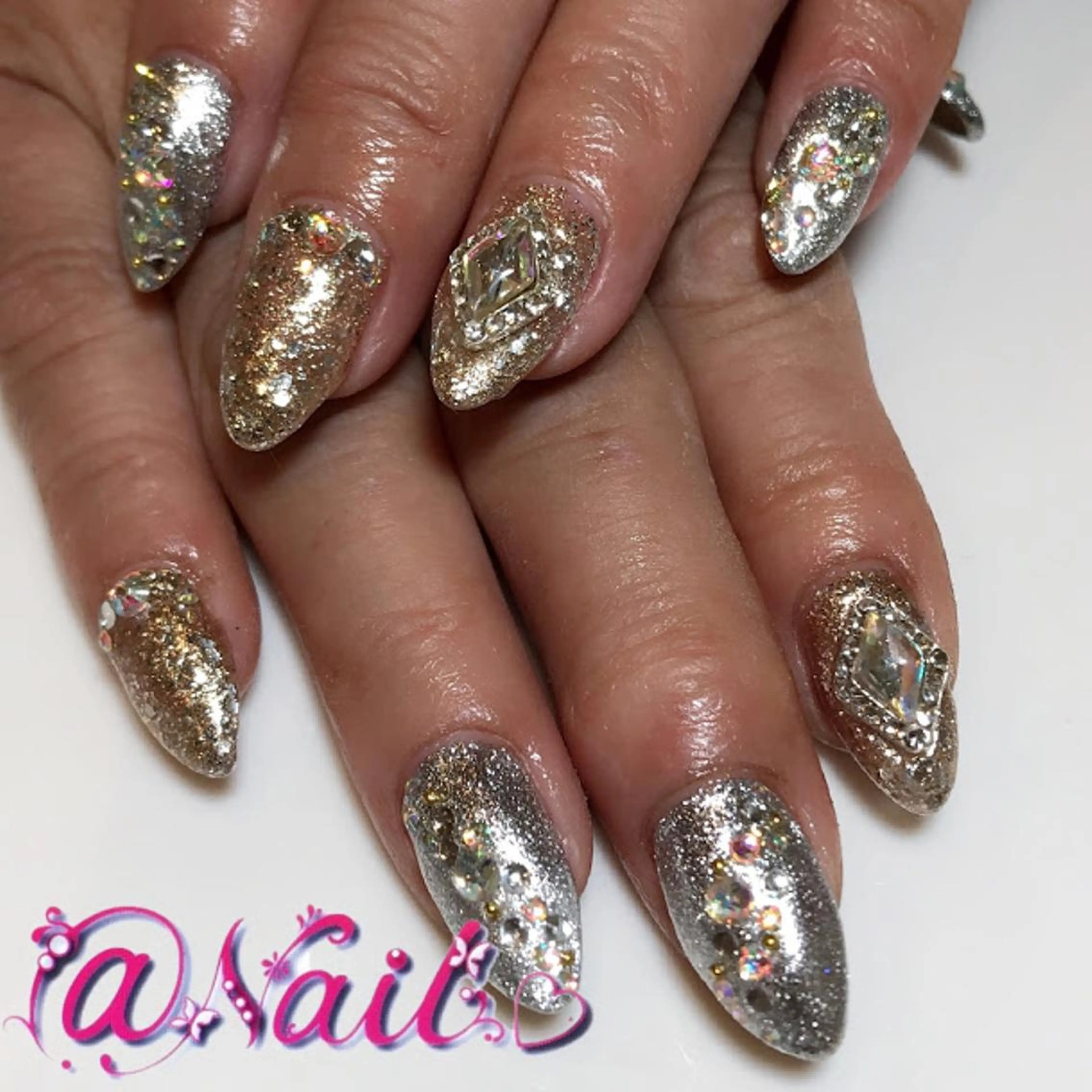 ネイル 小尾 栞のネイルデザイン