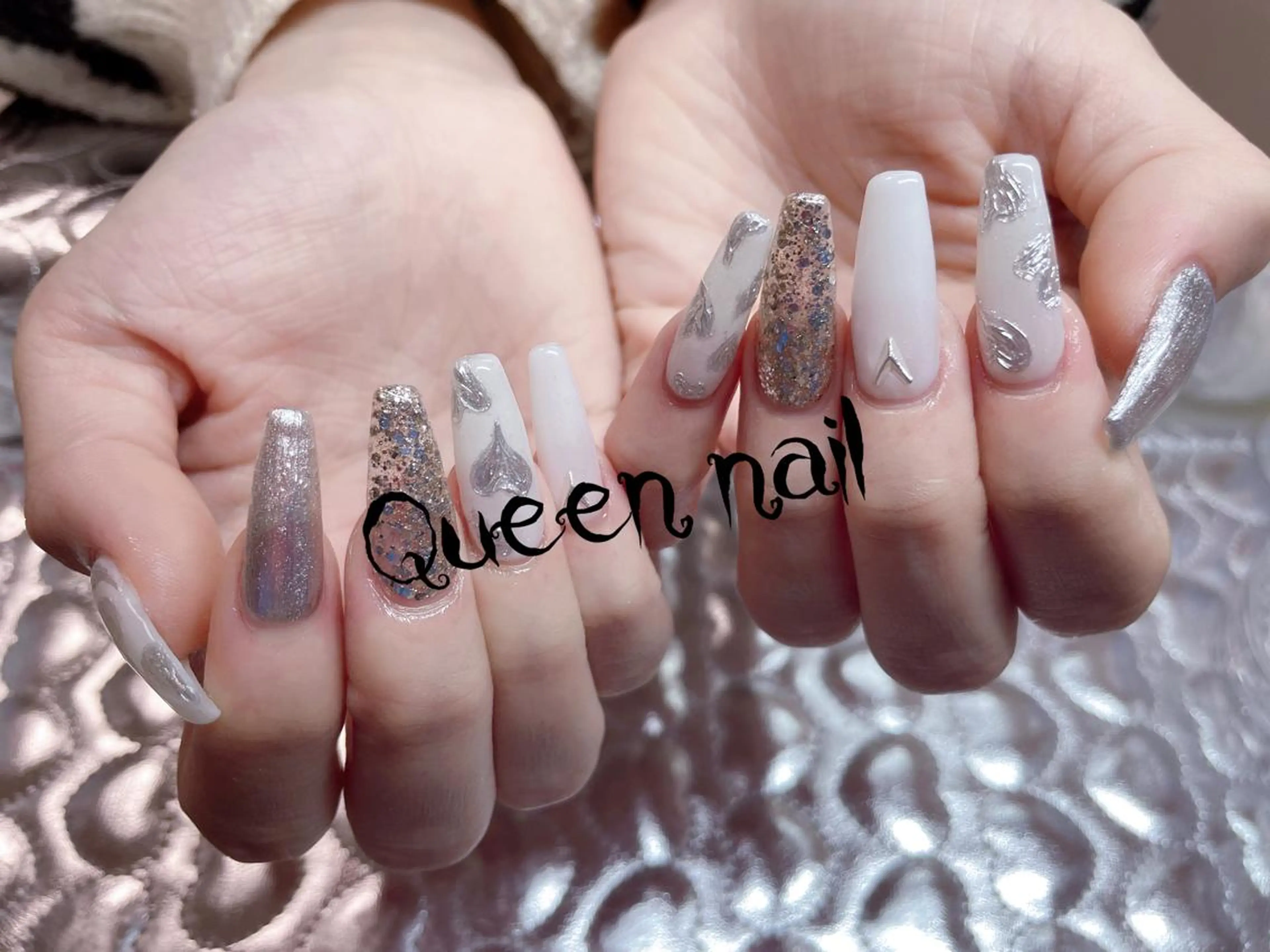 ネイル ハンドネイル Queen 上野のネイルデザイン