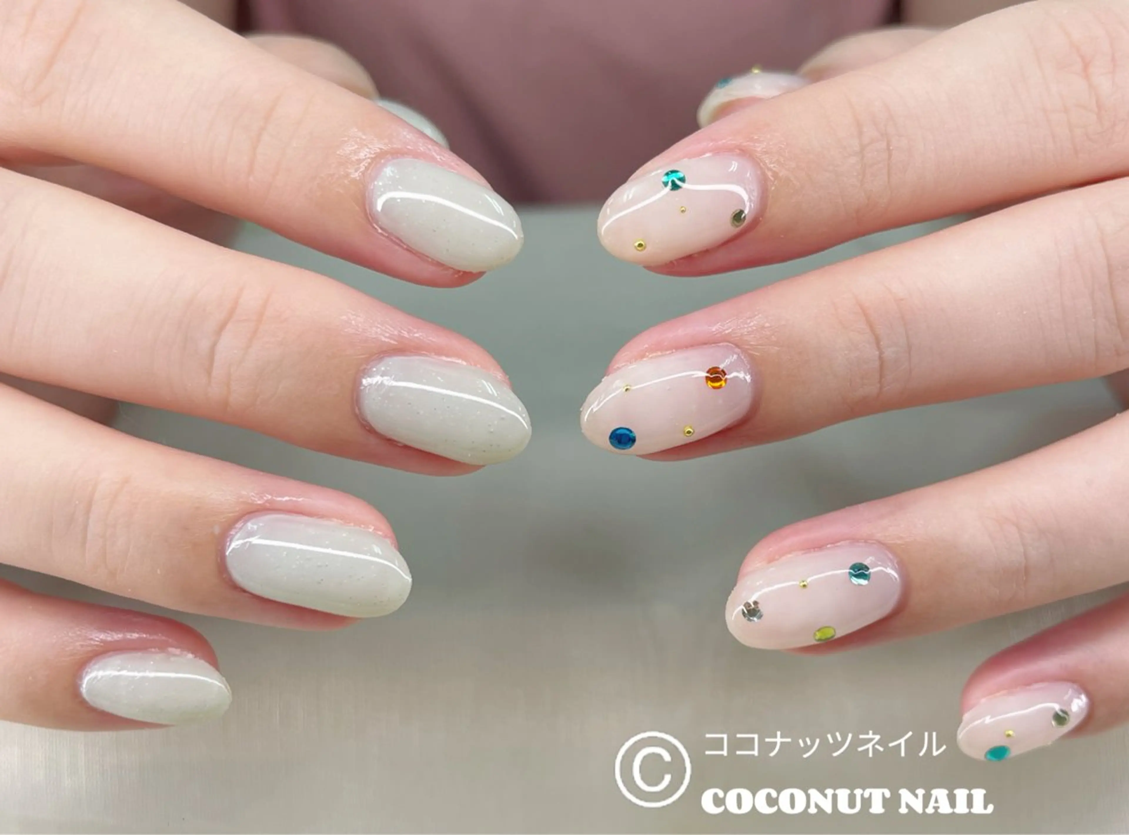ネイル べっ甲ネイル フレンチネイル キラキラネイル マグネットネイル 大理石ネイル(マーブル) ハンドネイル 神田 ココナッツのネイルデザイン