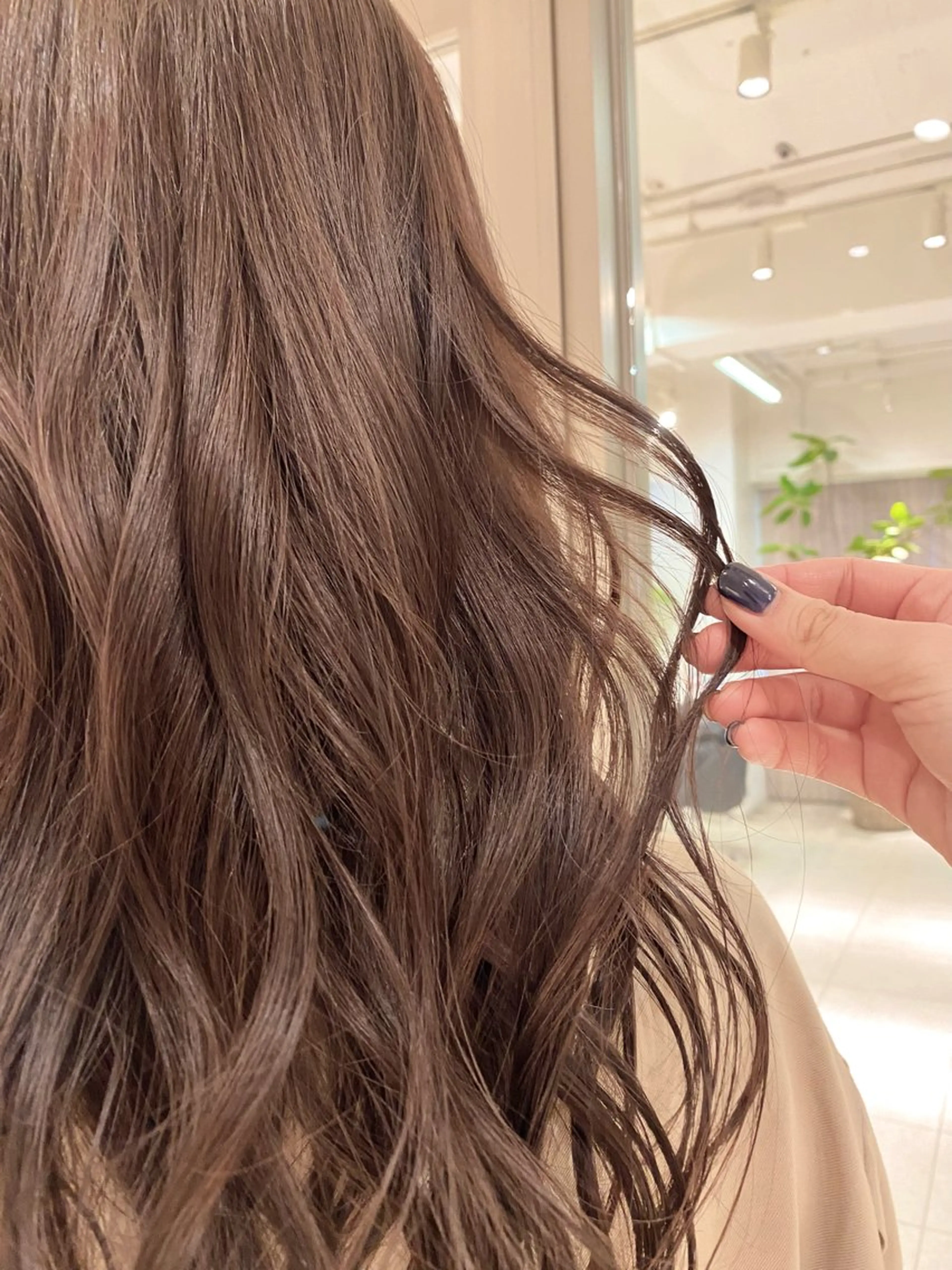 ロング カラー ヘアカラー トリートメント ベージュ/アレンジ /横浜/杉本千夏のヘアスタイル