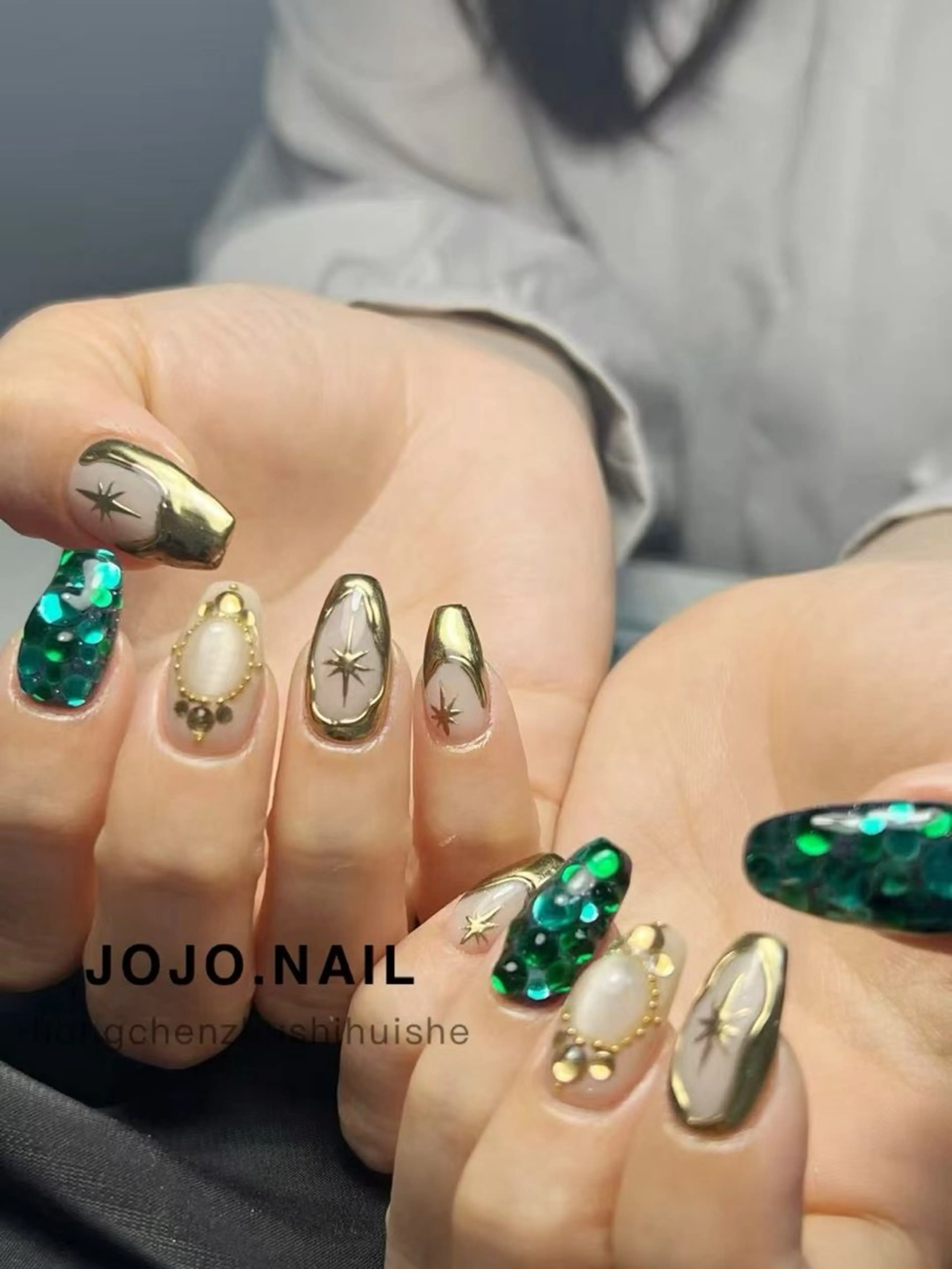 ネイル 🫧てんぷら kiki🌙のネイルデザイン