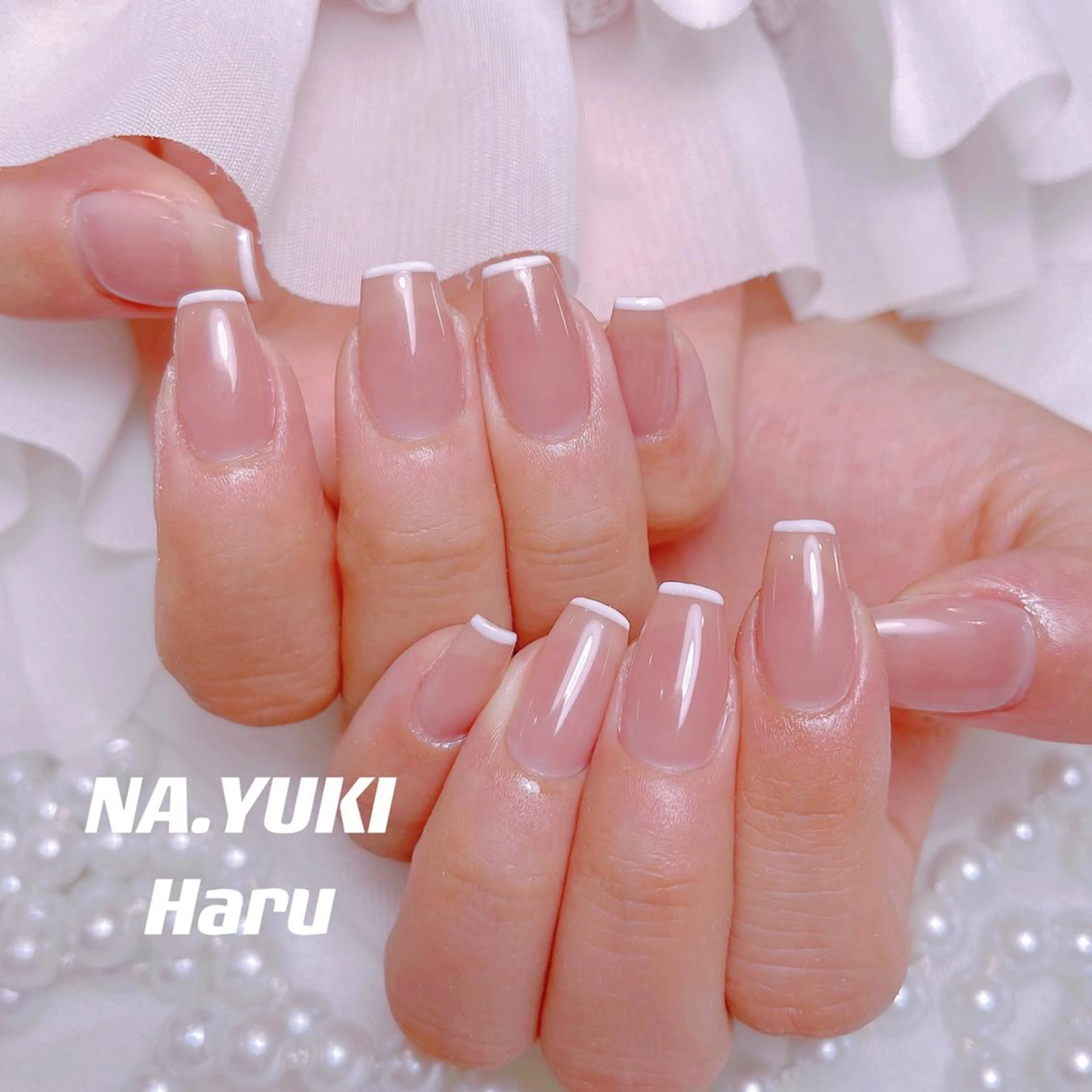 ネイル 🦋 Queenieのネイルデザイン