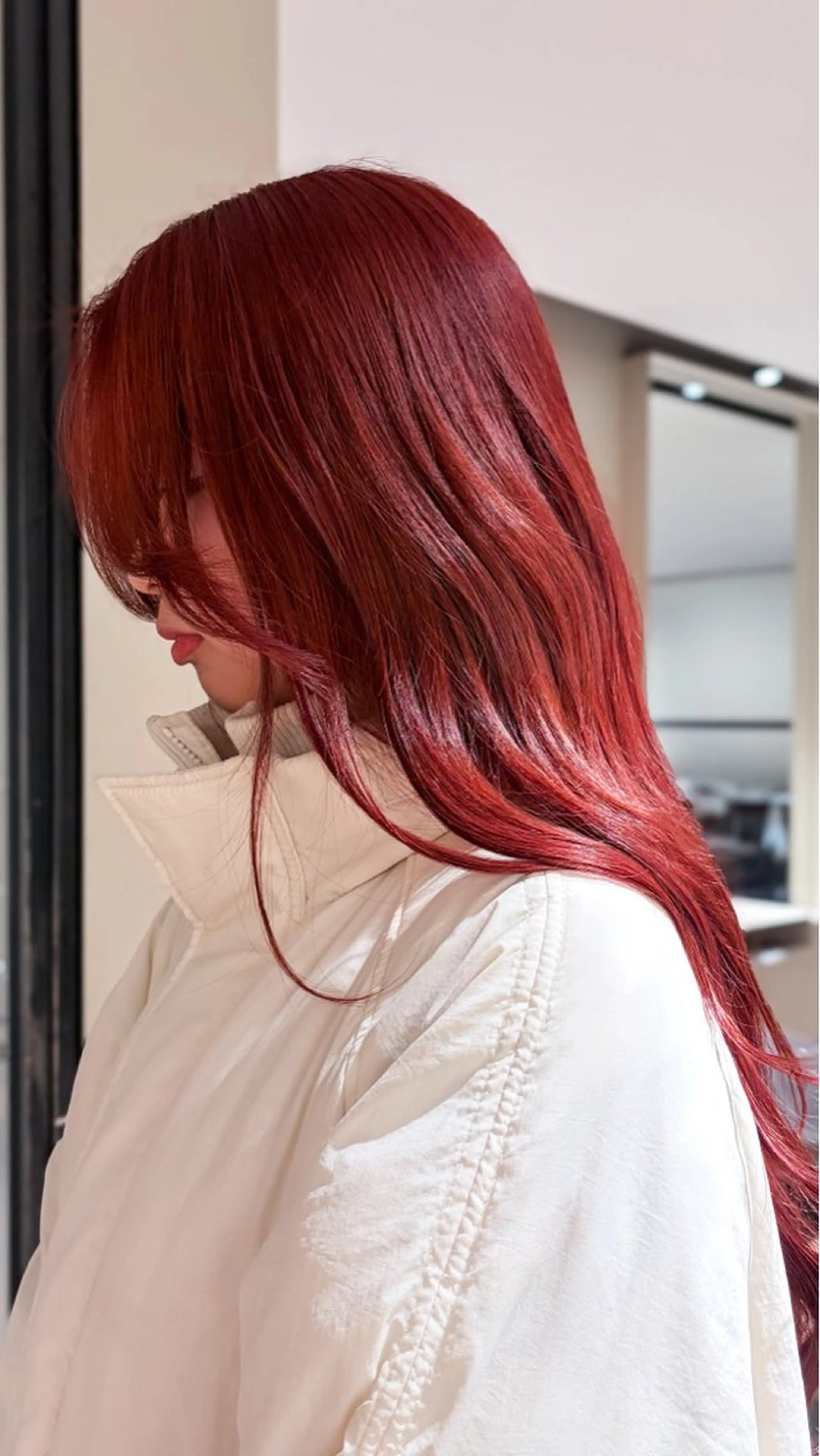 ロング カラー ブリーチ レッドカラー Raykyoto烏丸 kahoのヘアスタイル