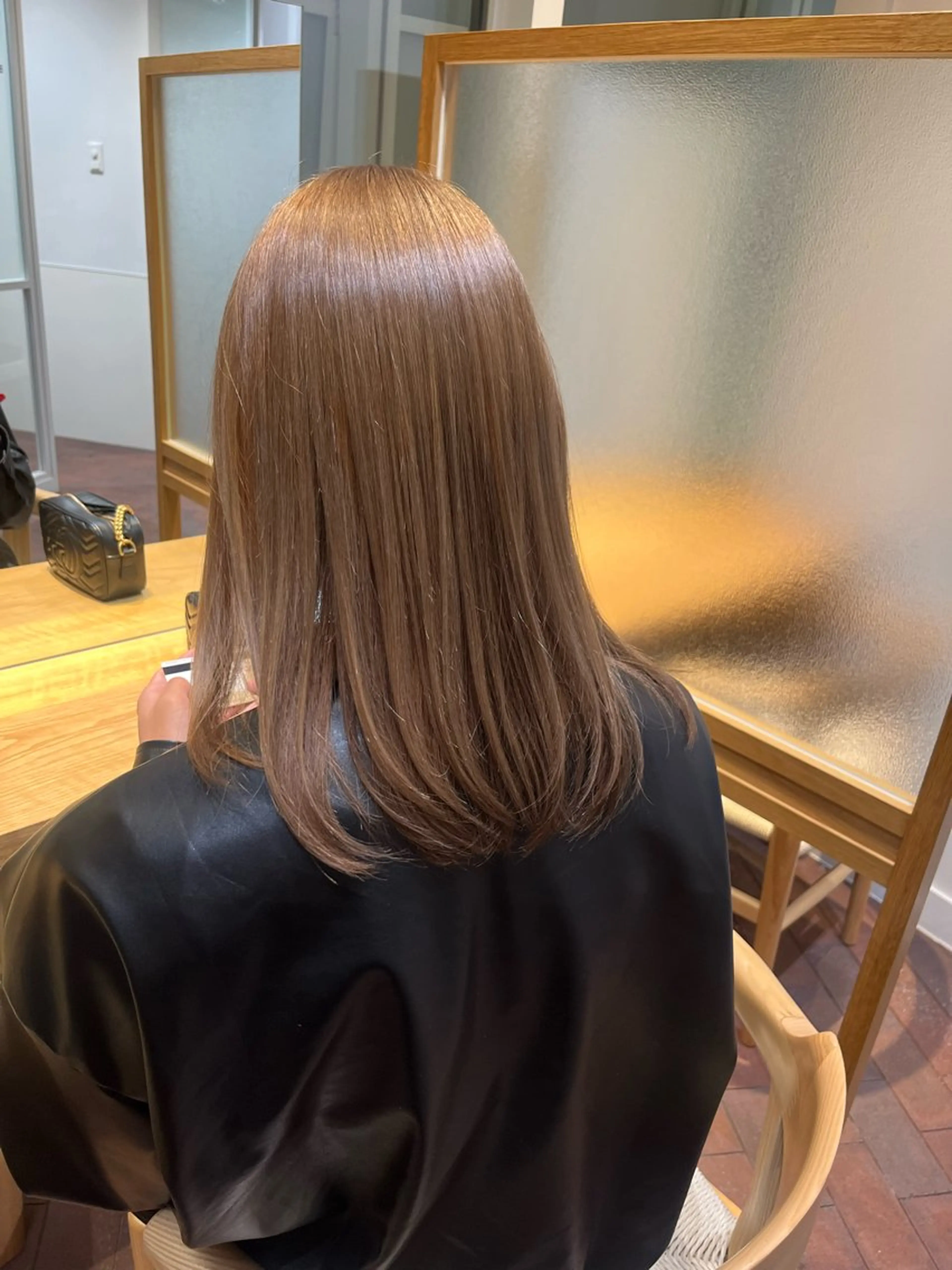 セミロング カラー ベージュカラー ブリーチ ヘアカラー マンツーマン 縮毛矯正/マユコのヘアスタイル