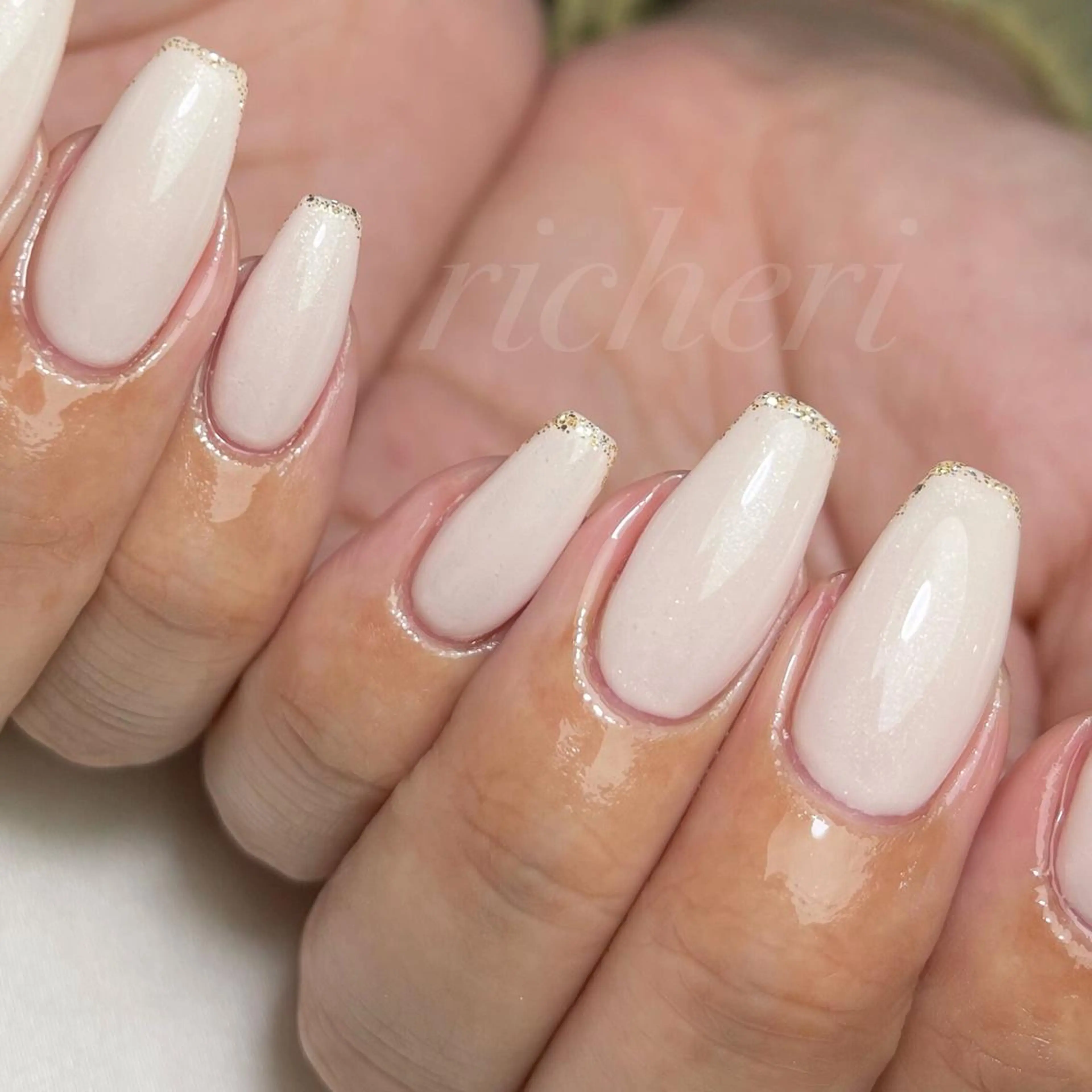 ミディアム ネイル ハンドネイル richeri beautyのエステ・リラクイメージ