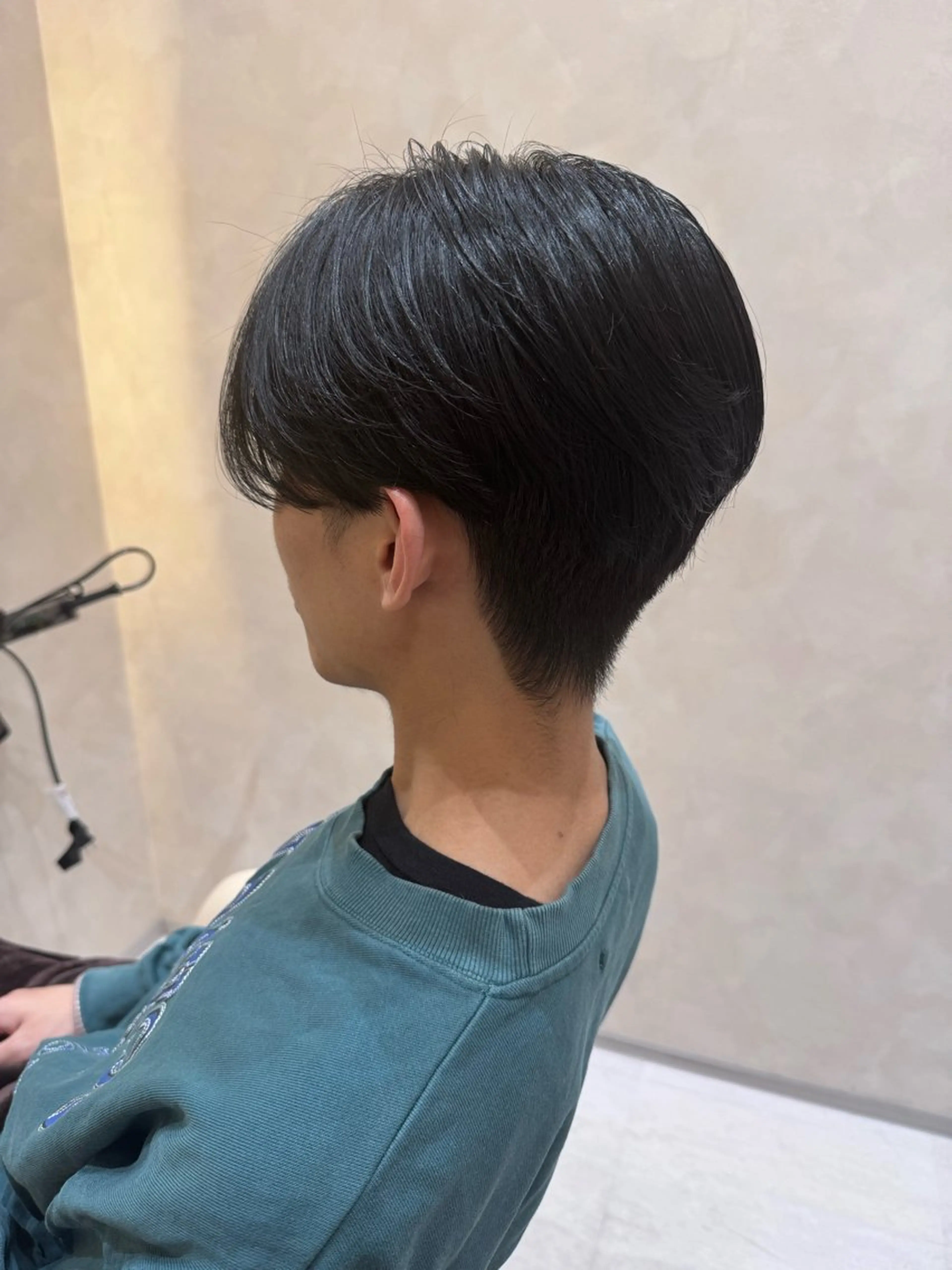 ショート カット 酸性ストレート 青木優磨のヘアスタイル