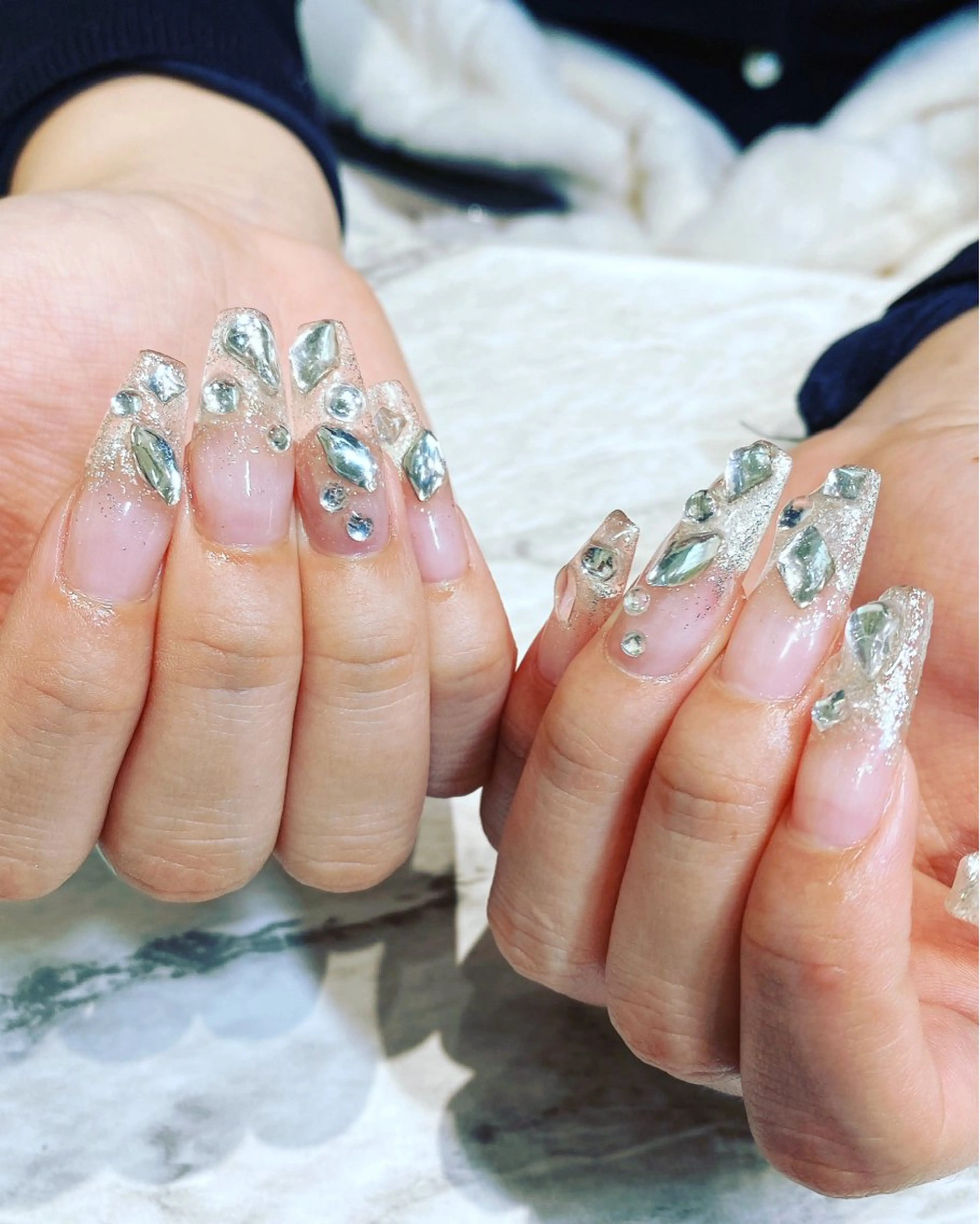 ネイル クリアネイル キラキラネイル ブライダルネイル ハンドネイル フットネイル ハンドケア ✴︎:.｡. MAKI.｡.:✴︎のネイルデザイン