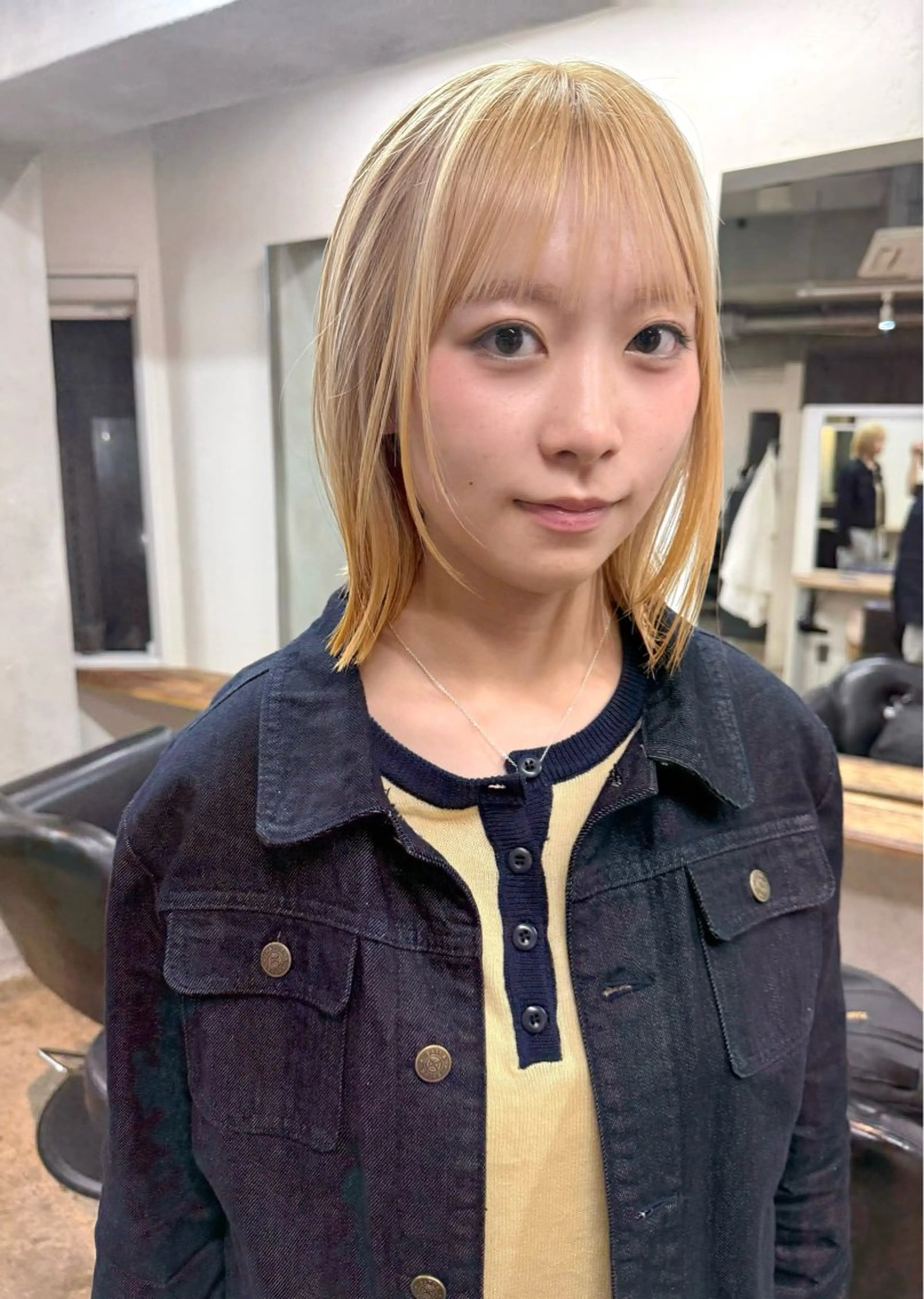 ミディアム カラー ブリーチ 抜きっぱなしブロンド ケアブリーチ ハイトーンカラー ボブ カット ヘアカラー トリートメント 森貴裕/ベージュ/ パーマ/オリーブのヘアスタイル