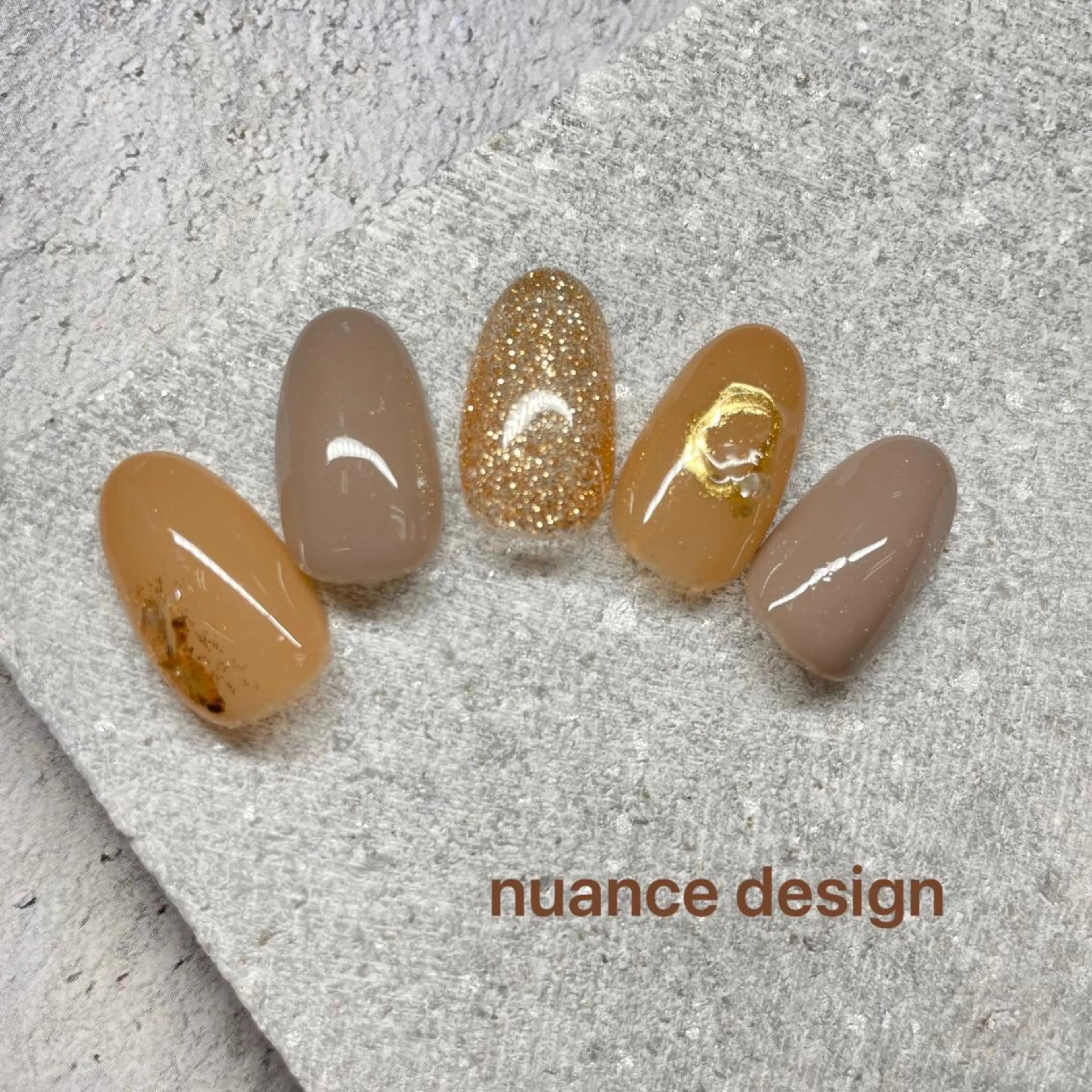 ネイル ＆robe  mii 🌿のネイルデザイン