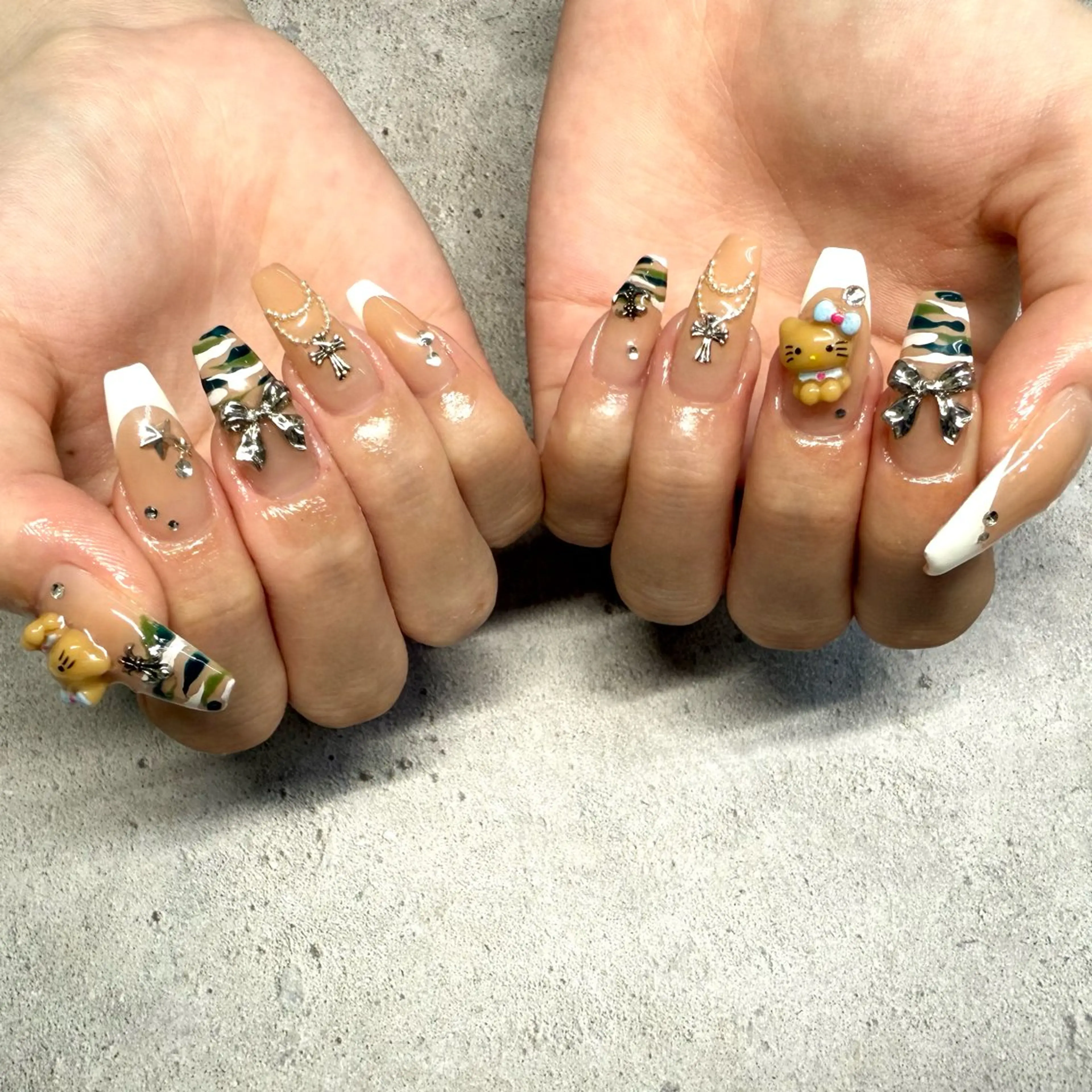 ネイル ハンドネイル Bianca浦和🎀 渋谷のネイルデザイン