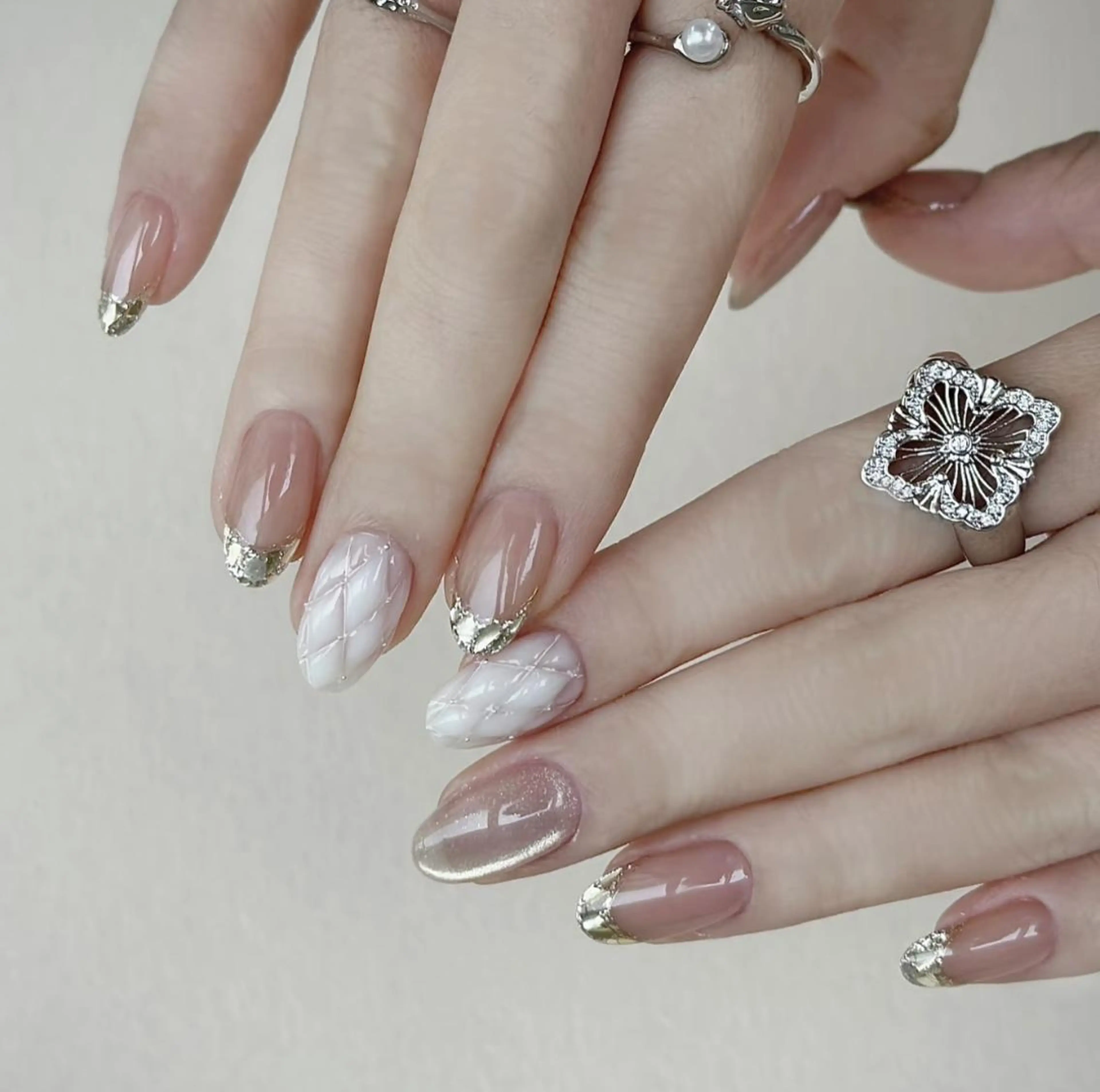 ネイル ハンドネイル ハンドケア 🍑 momo_nailのネイルデザイン
