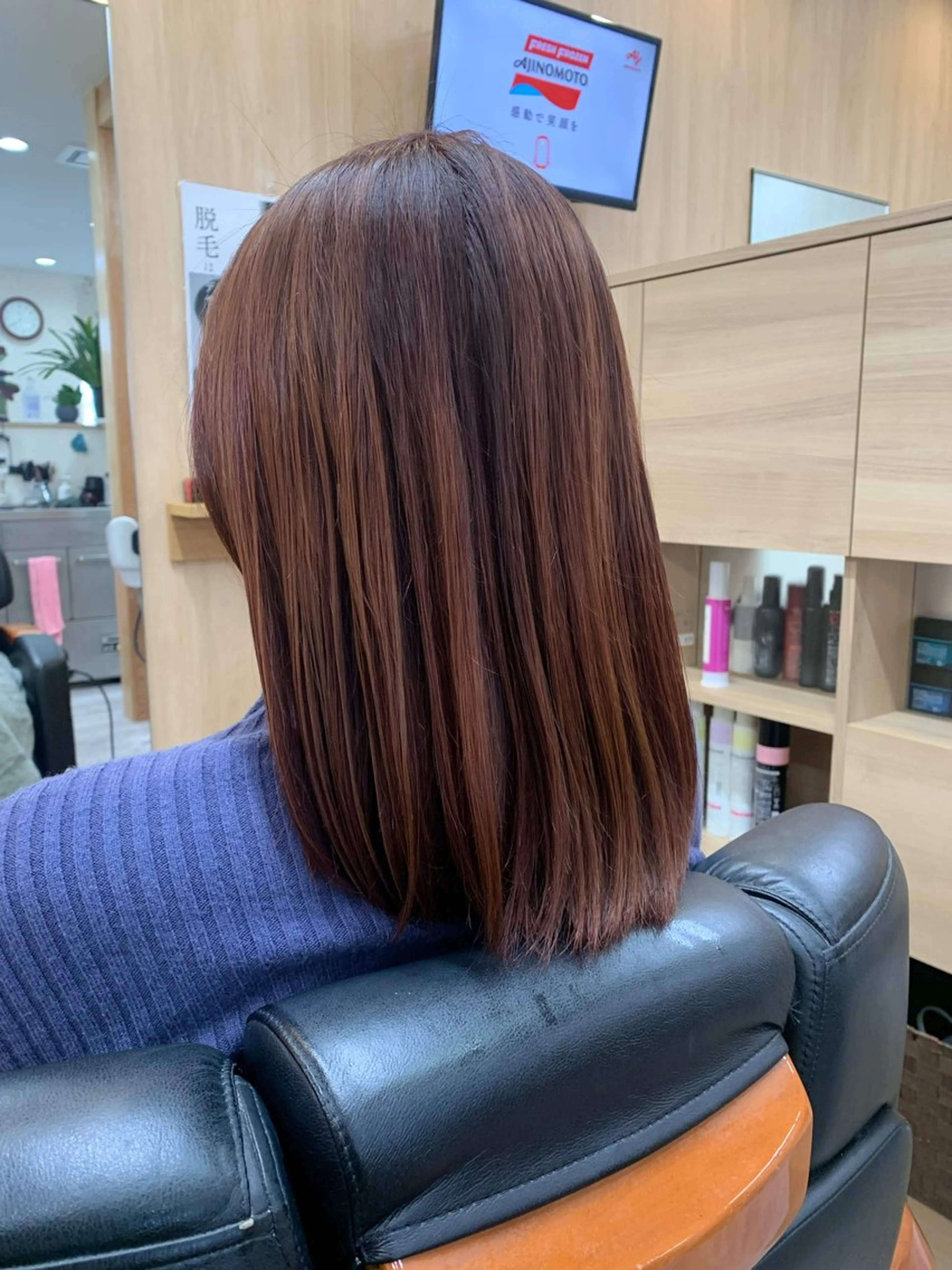 ミディアム カラー 曽我 夏生のヘアスタイル
