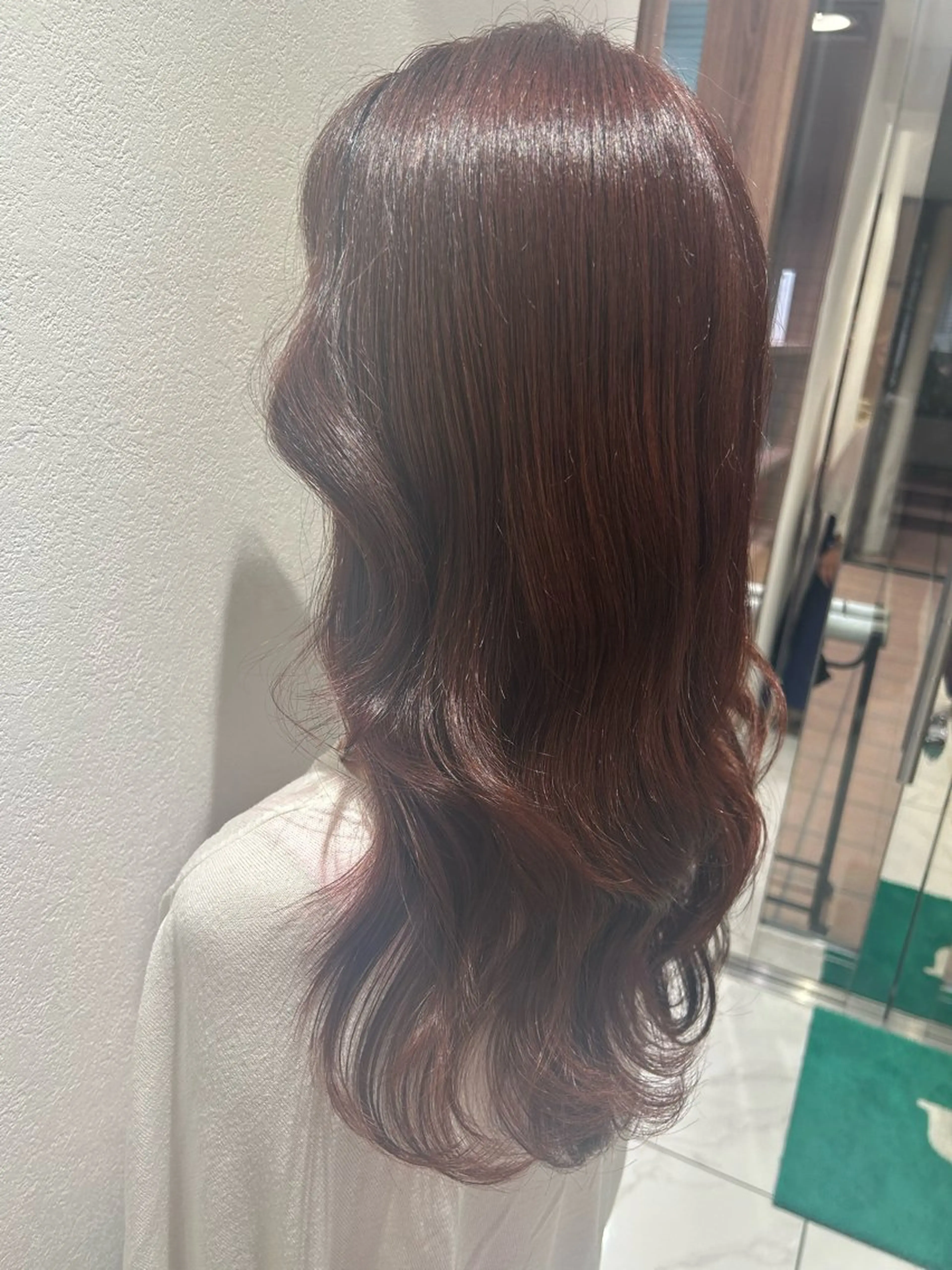 ロング カット ヘアカラー 長田 有加のヘアスタイル