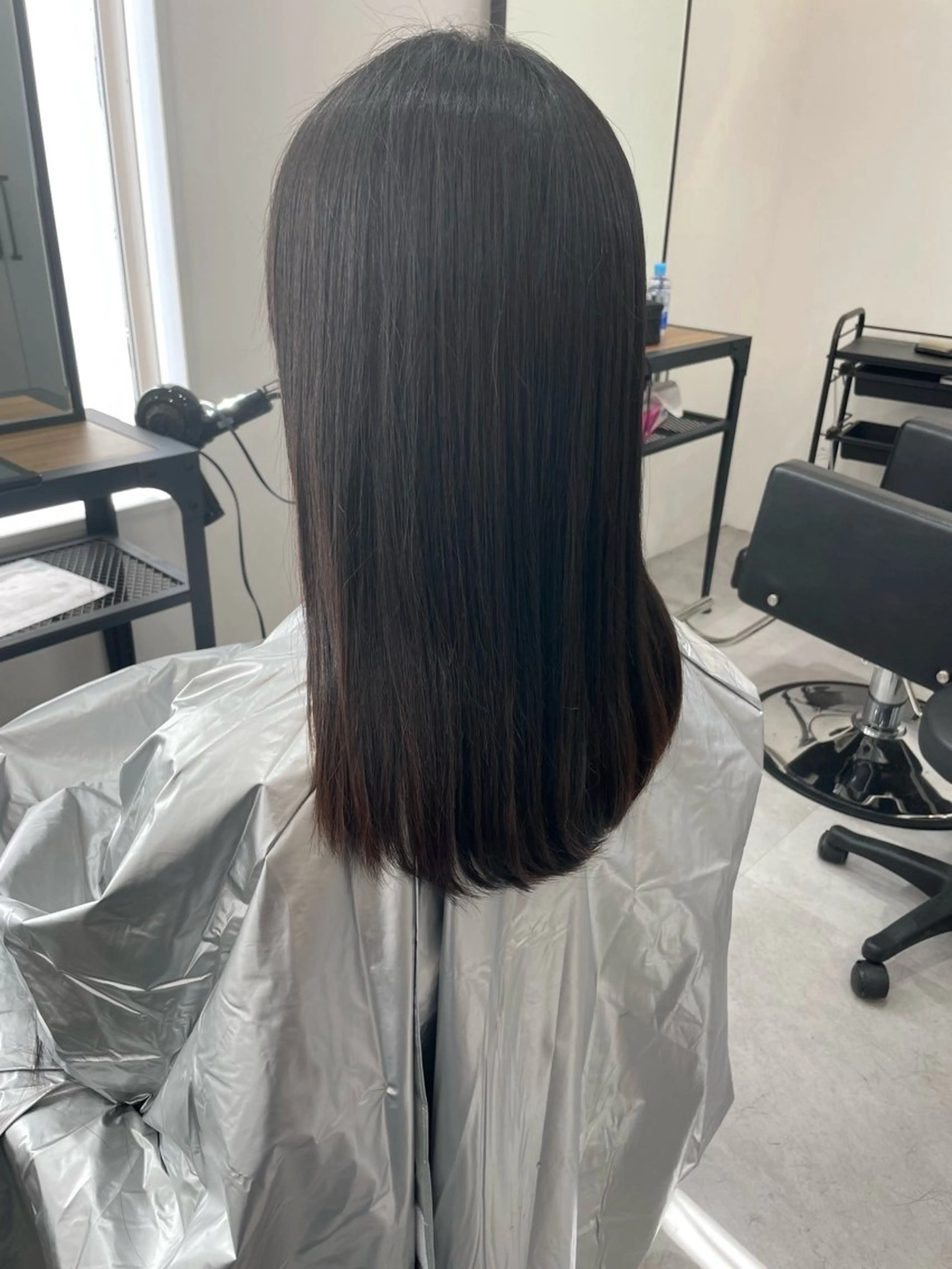 セミロング よこい みおのヘアスタイル