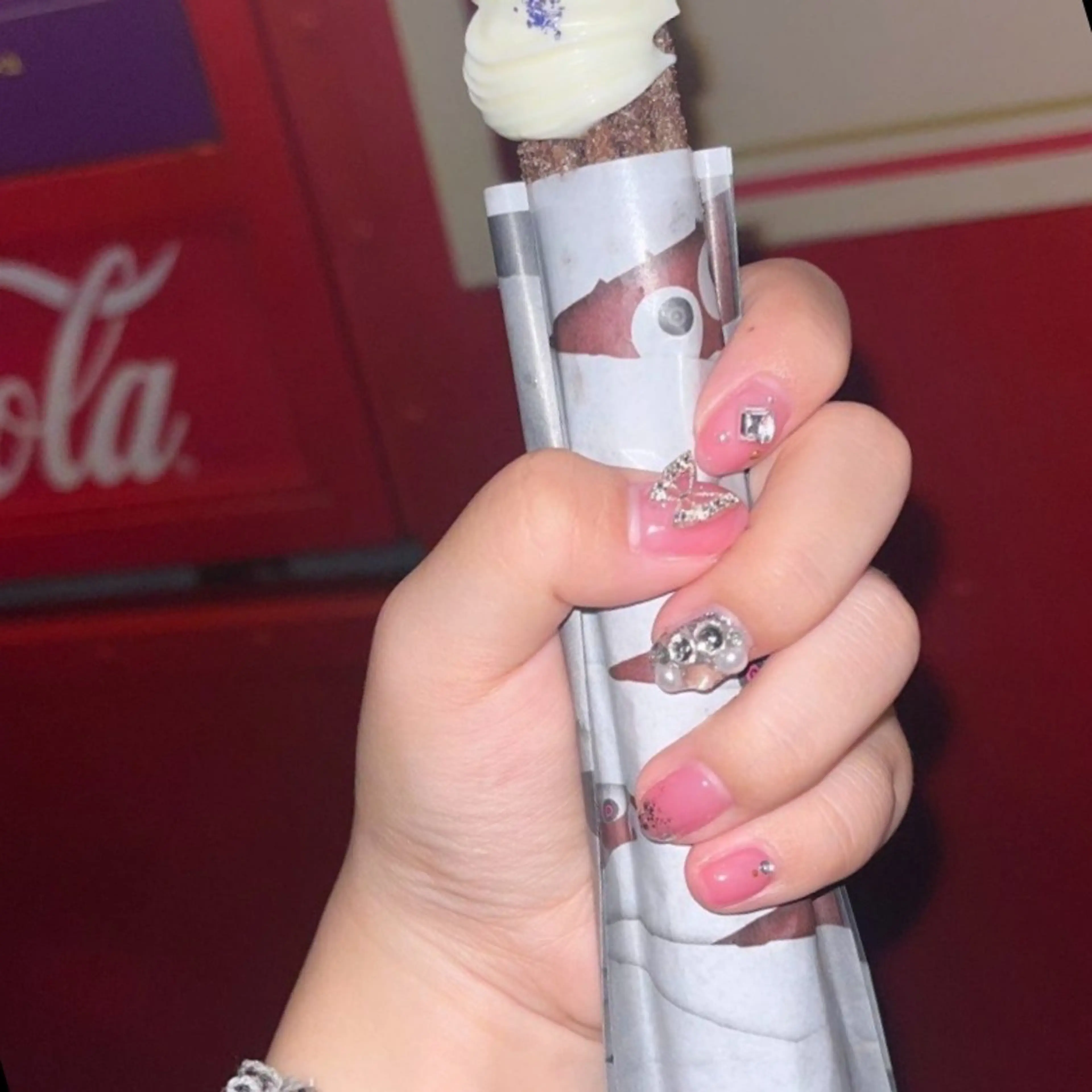 ネイル ラメ(グリッター) ラメグラデーション ハンドネイル 8appy ARTstudioのネイルデザイン