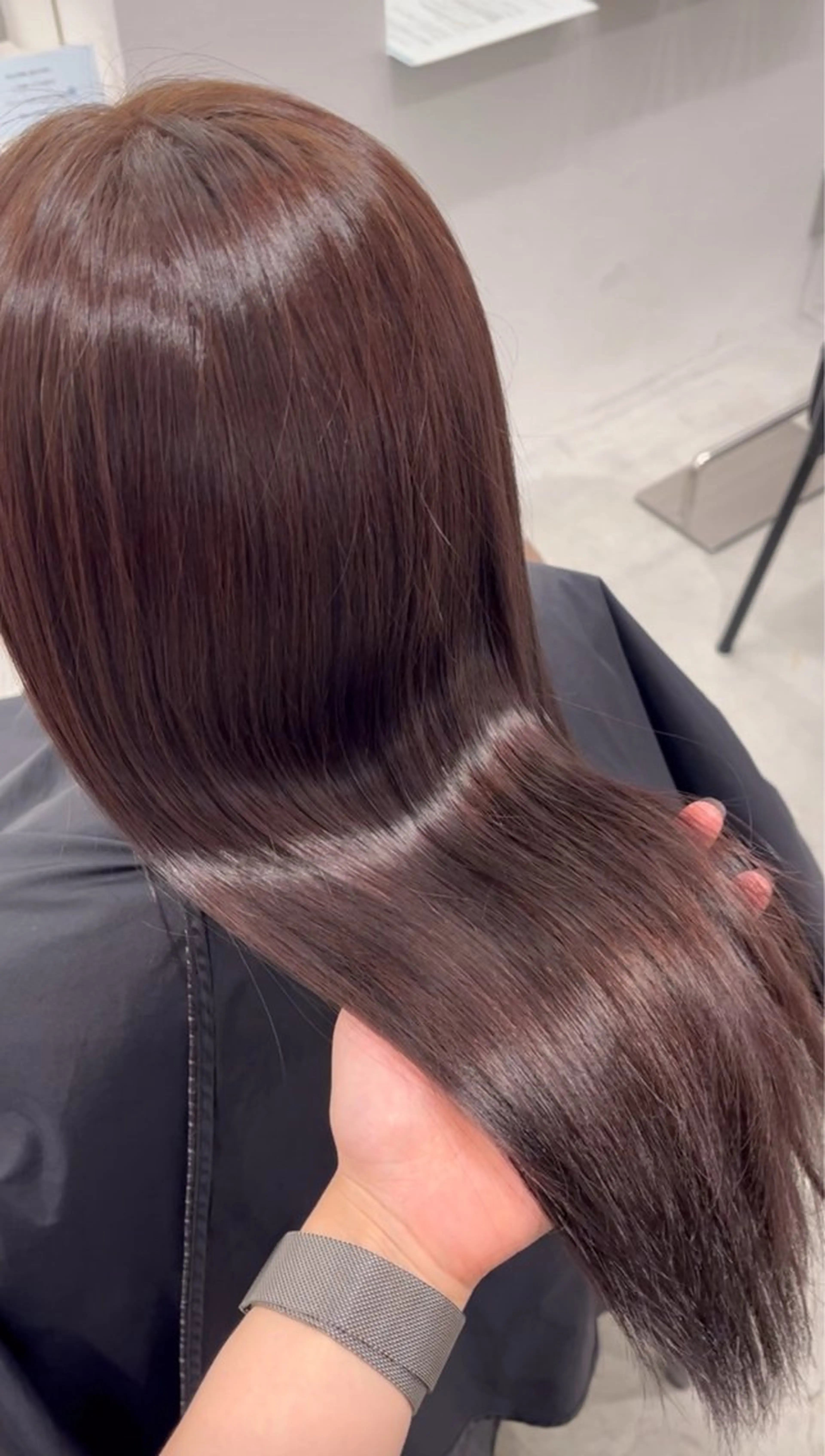 ロング 羽鳥 菜々子のヘアスタイル