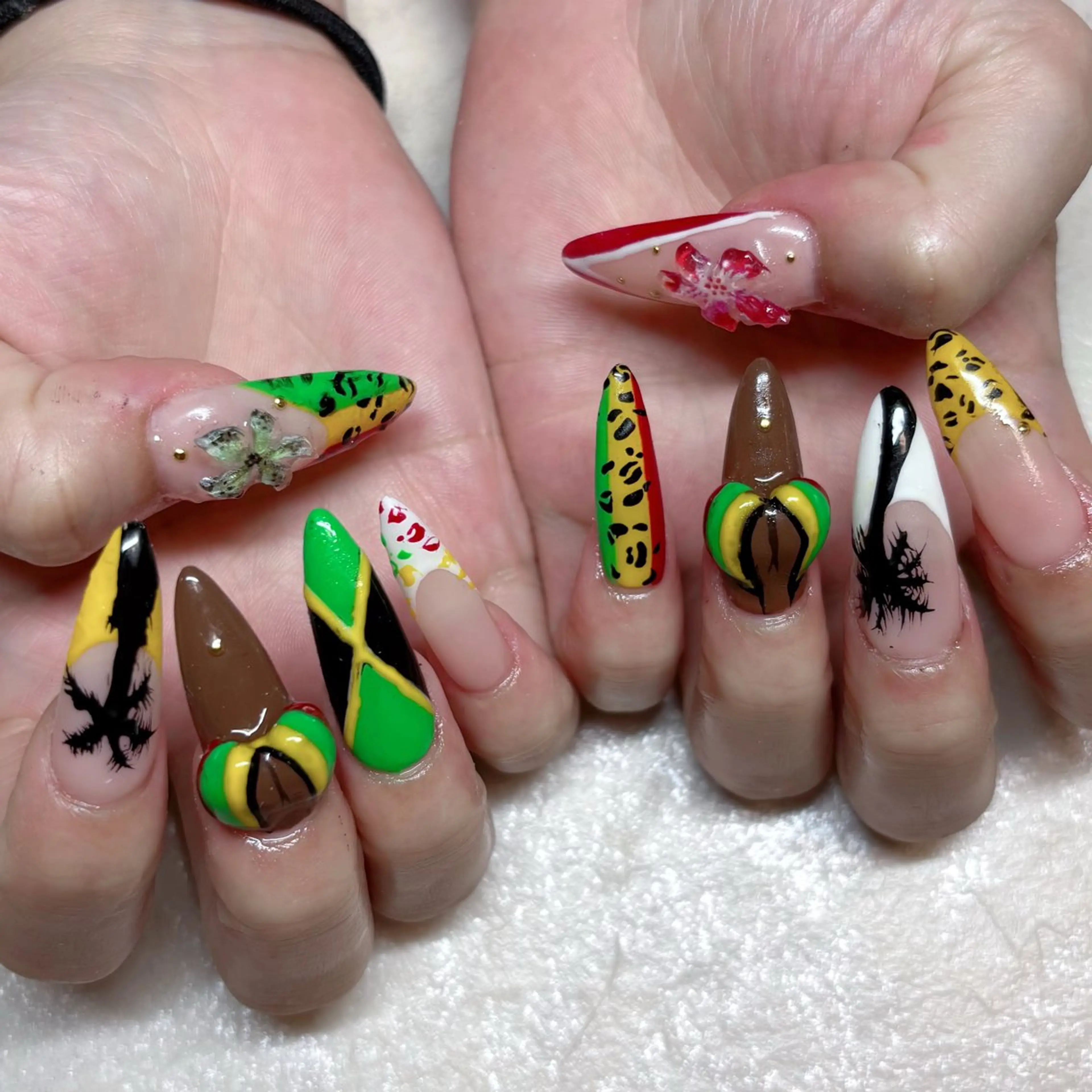 ネイル アートネイル ハンドネイル mimi 高石桃朱のネイルデザイン