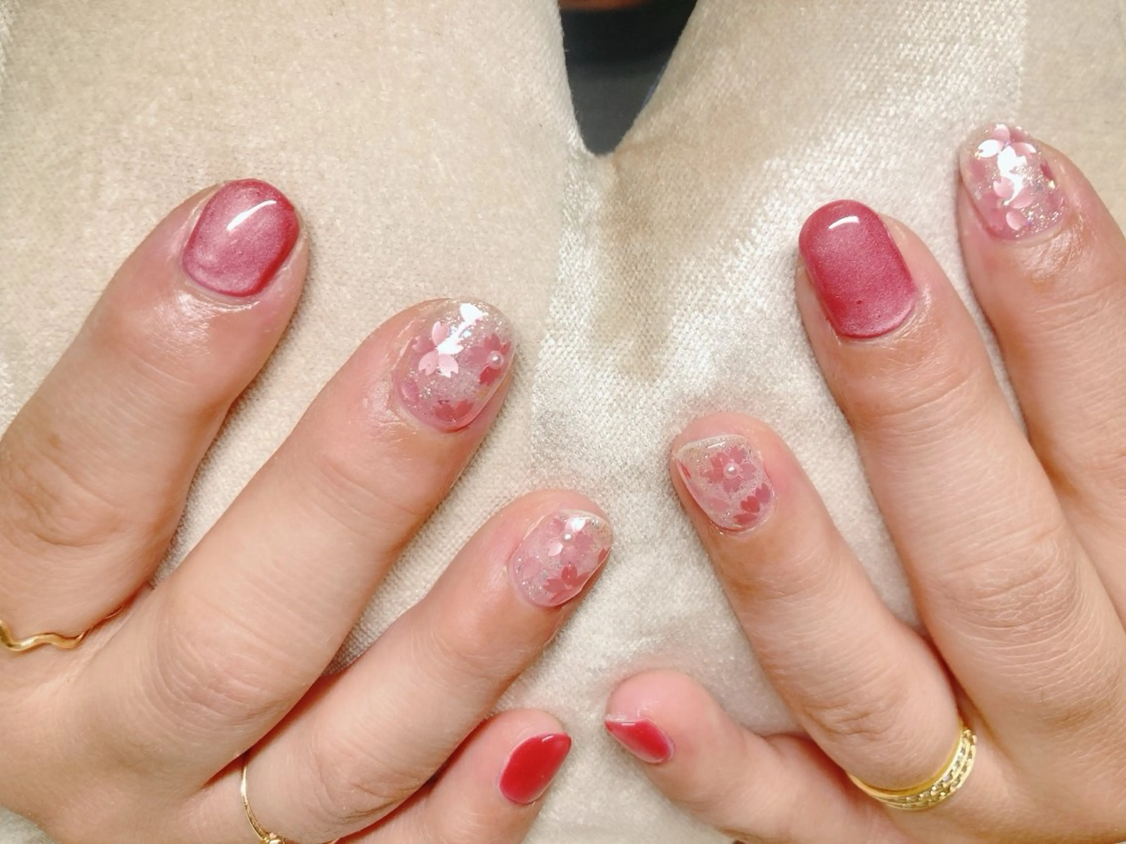 ネイル ECLAT エクラ所属・寺山 千鶴のネイルデザイン