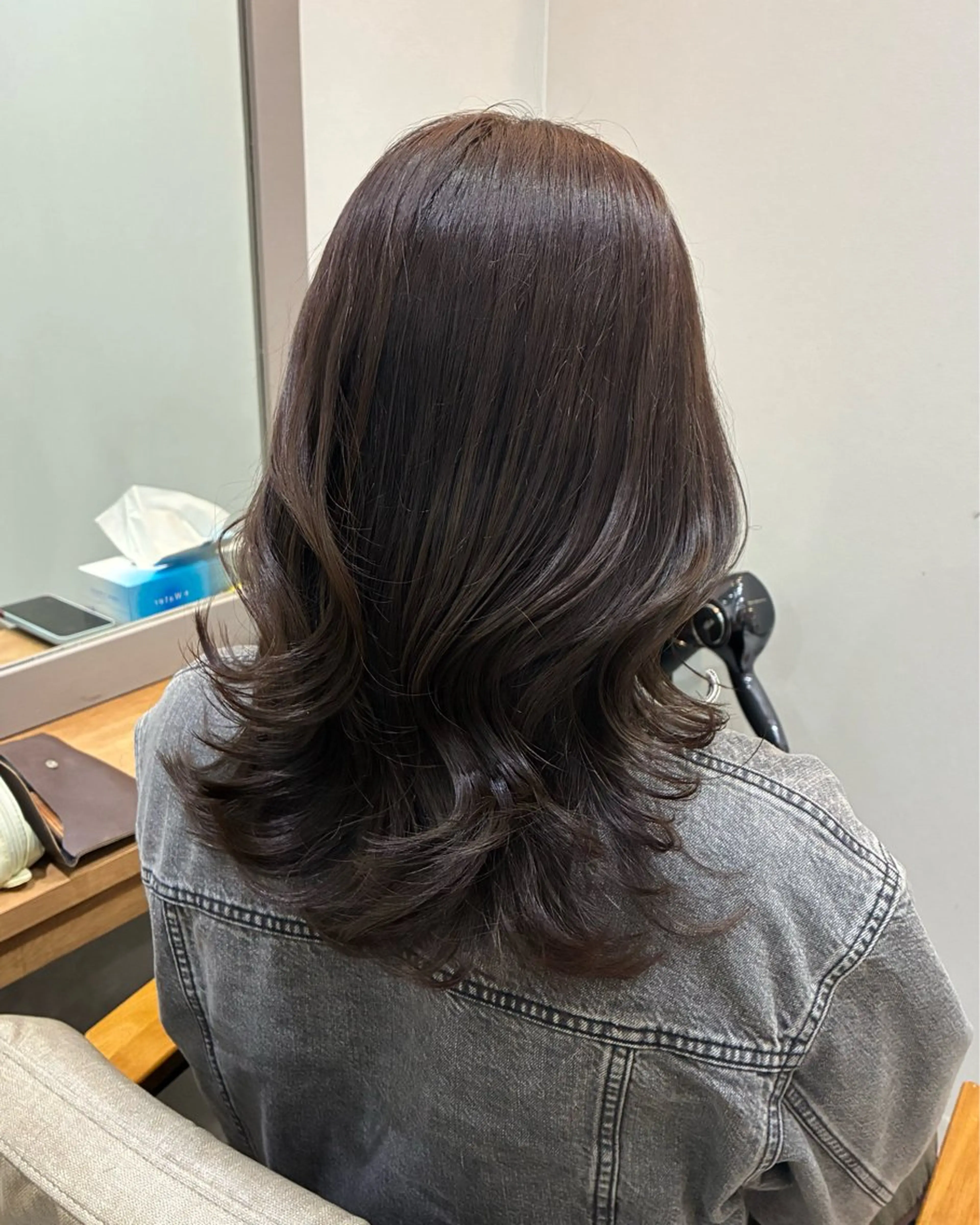 セミロング カット ヘアカラー 柴田真衣 /ナチュラル/半個室のヘアスタイル