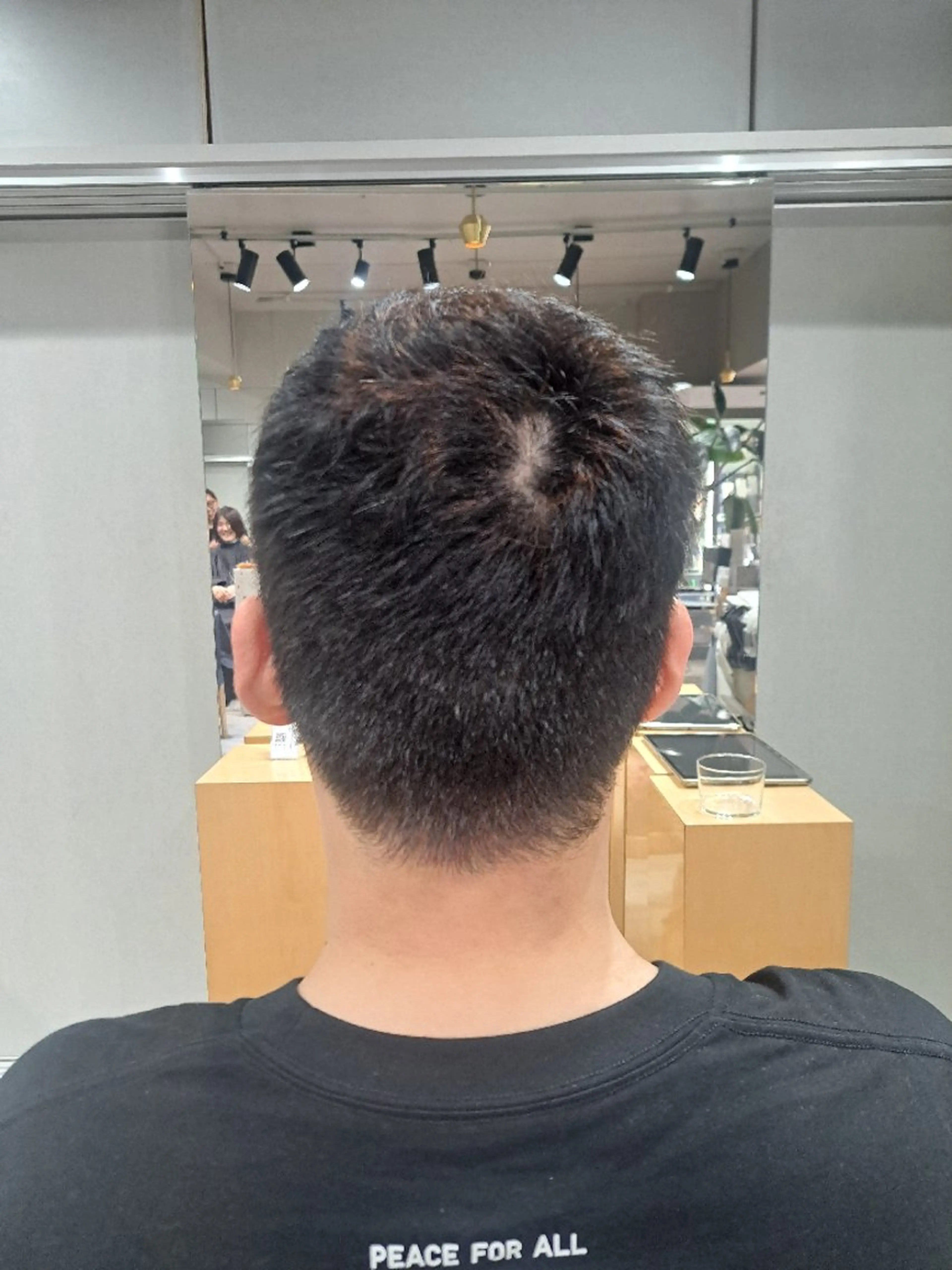 ショート クボ タのヘアスタイル