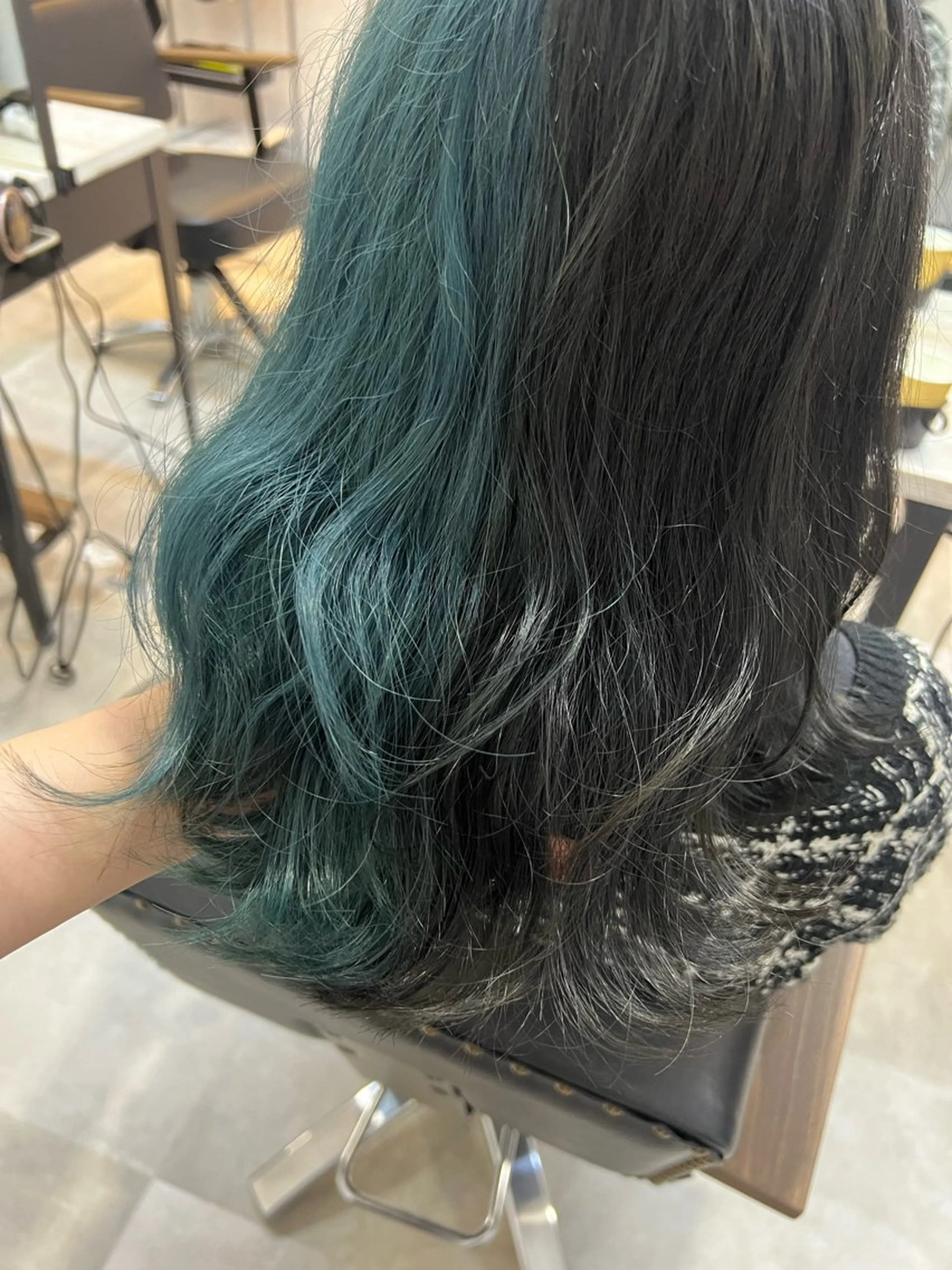 セミロング カラー 🥀韓国ヘア🥀 宮津真菜のヘアスタイル