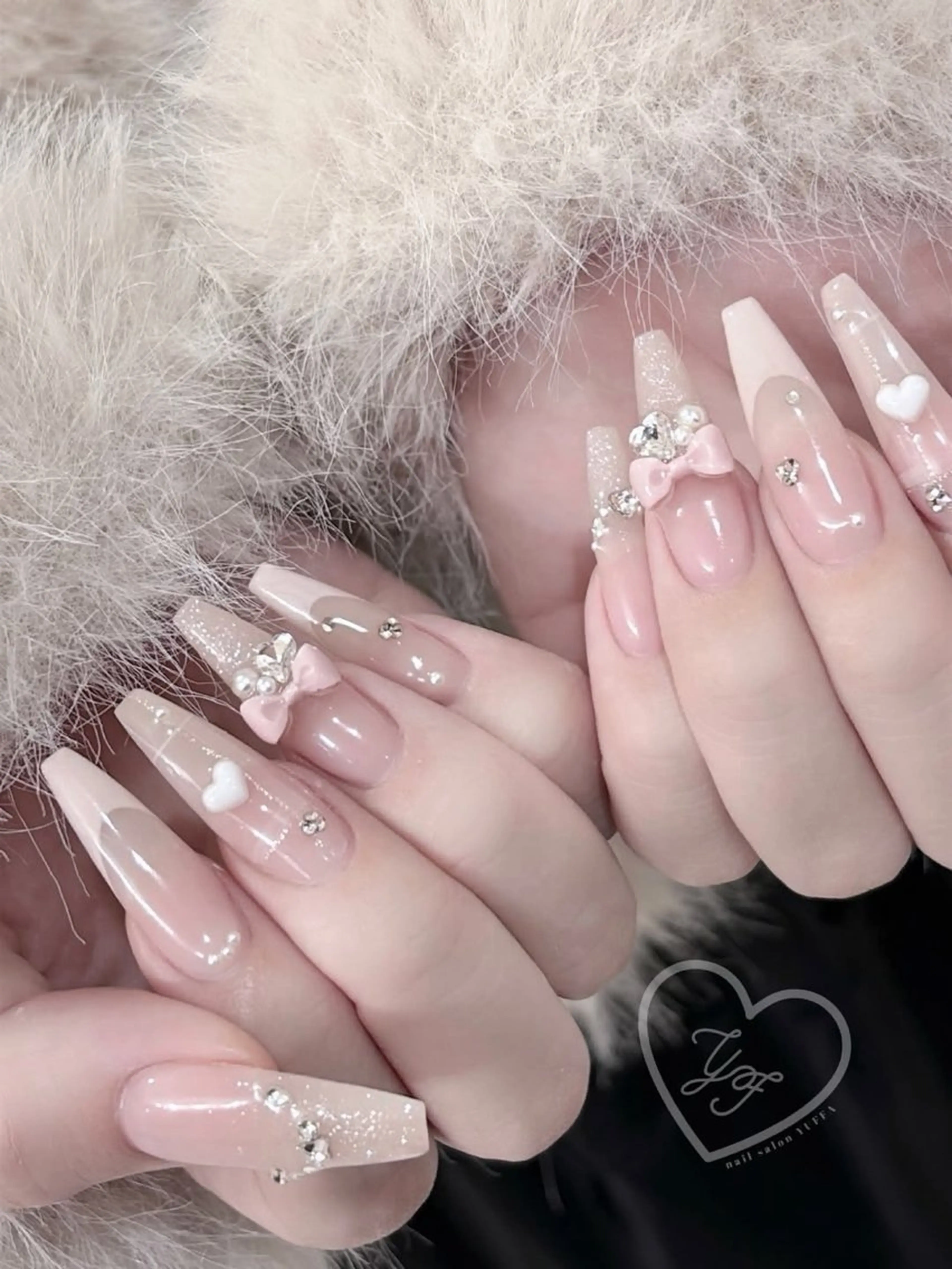ネイル フレンチネイル キラキラネイル 韓国ネイル シンプルネイル ワンホンネイル ハンドネイル MEI Nailのネイルデザイン