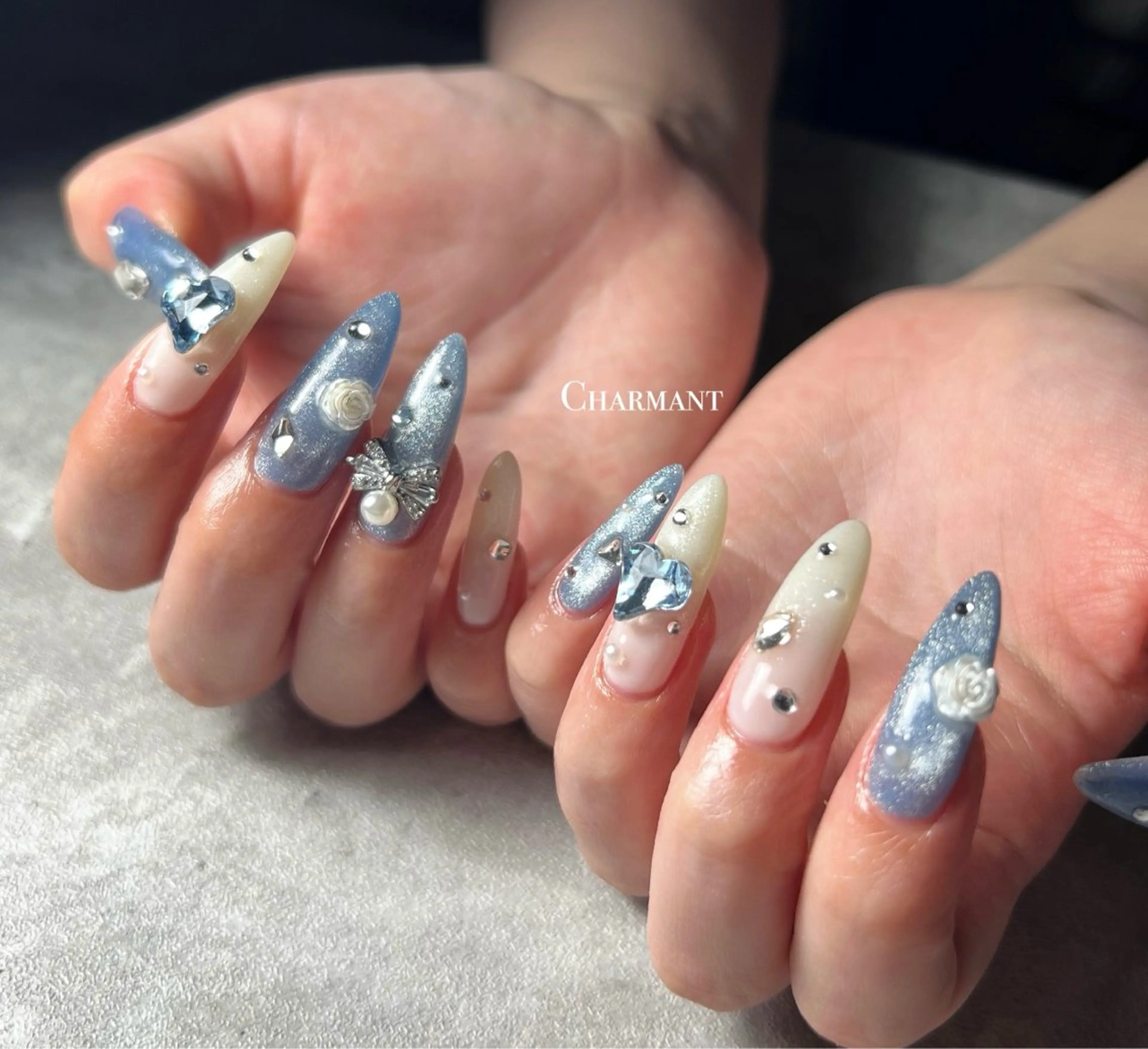 ネイル ハンドネイル Minako 【Charmant】のネイルデザイン