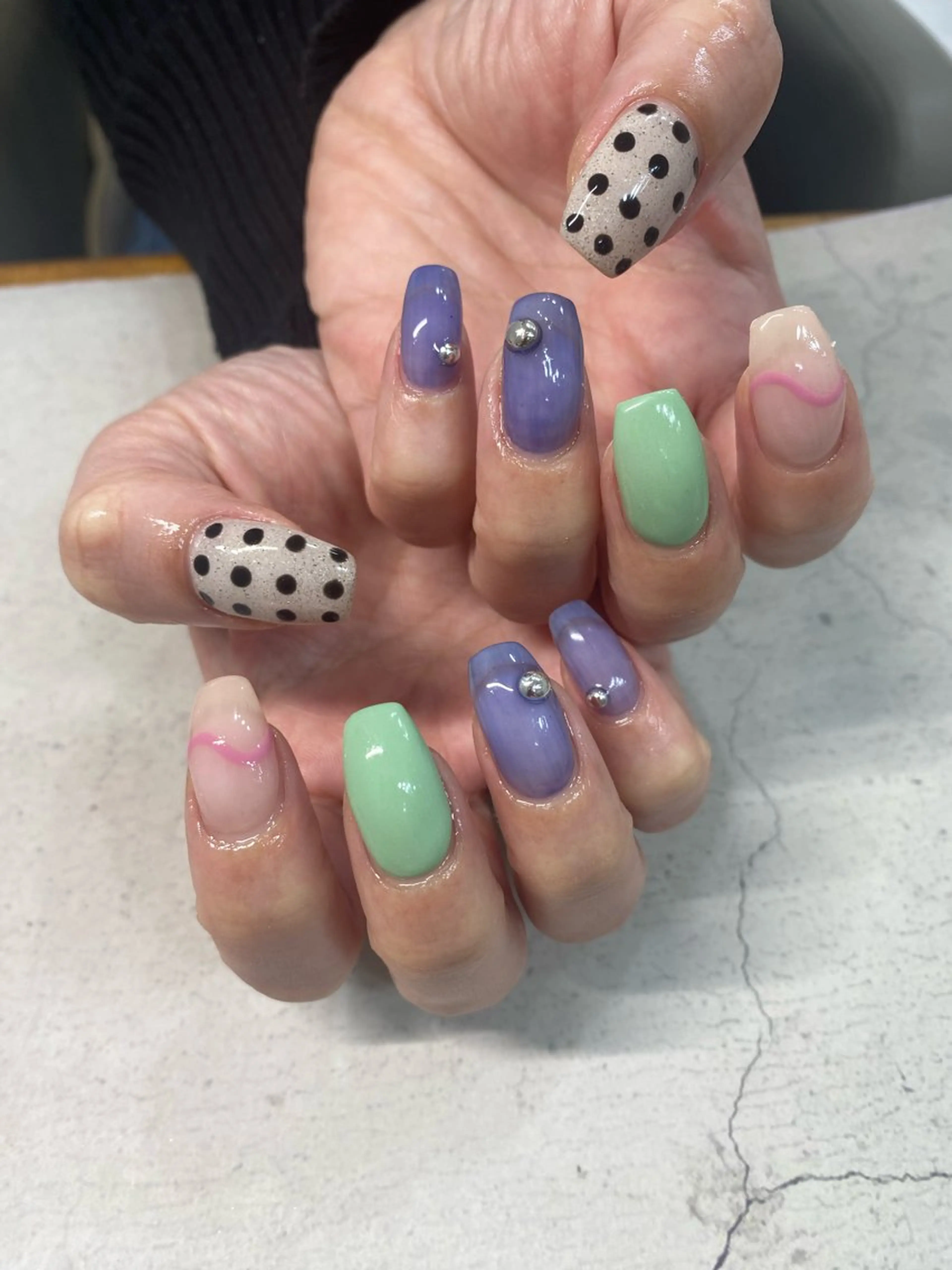 ネイル ブルー ドット 持ち込み ピンク 春ネイル kawaguchi yukiのネイルデザイン