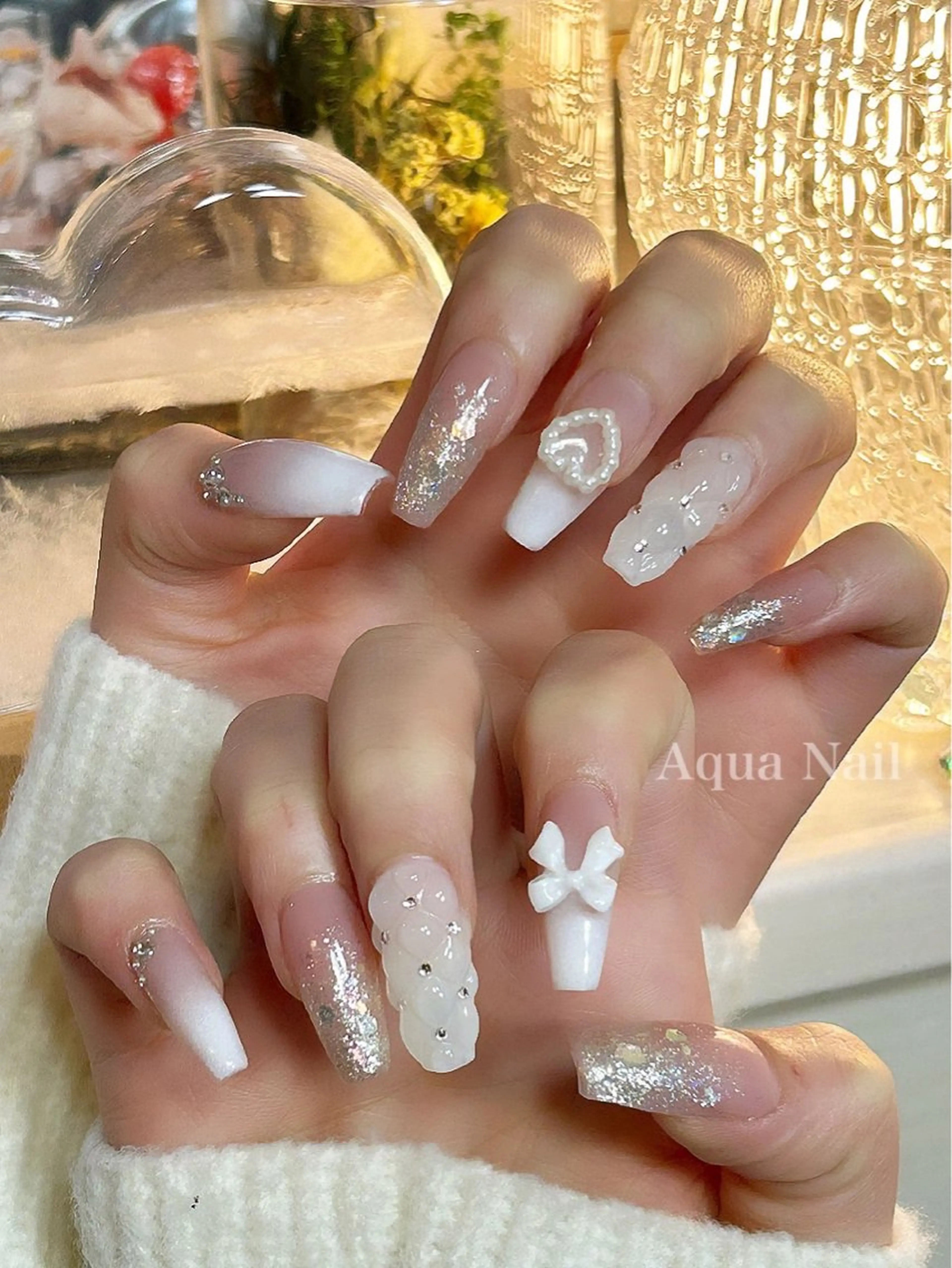 ネイル アートネイル 氷ネイル・うるうるネイル キラキラネイル 韓国ネイル ロングネイル ハンドネイル AQUA NAILのネイルデザイン